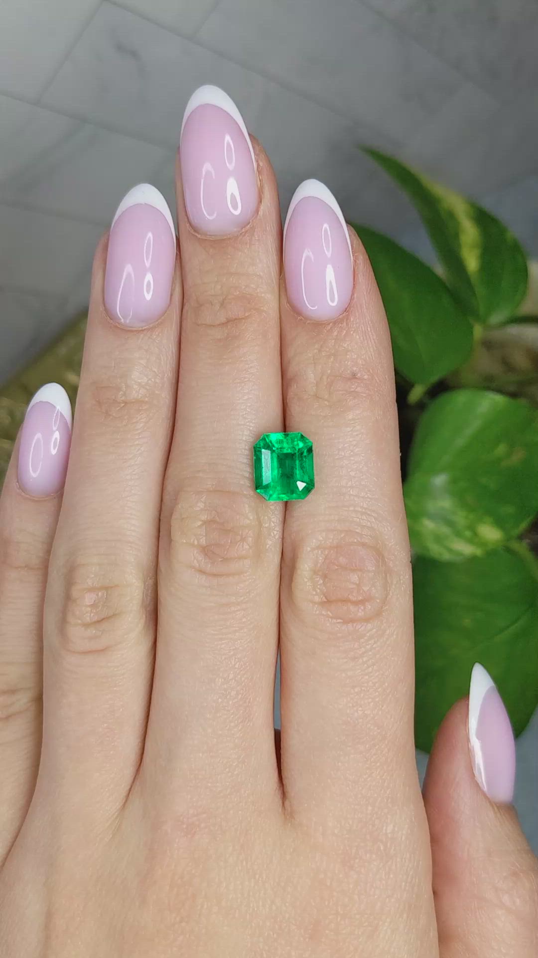 3.12 Ct. Emerald from Colombia Size Video
