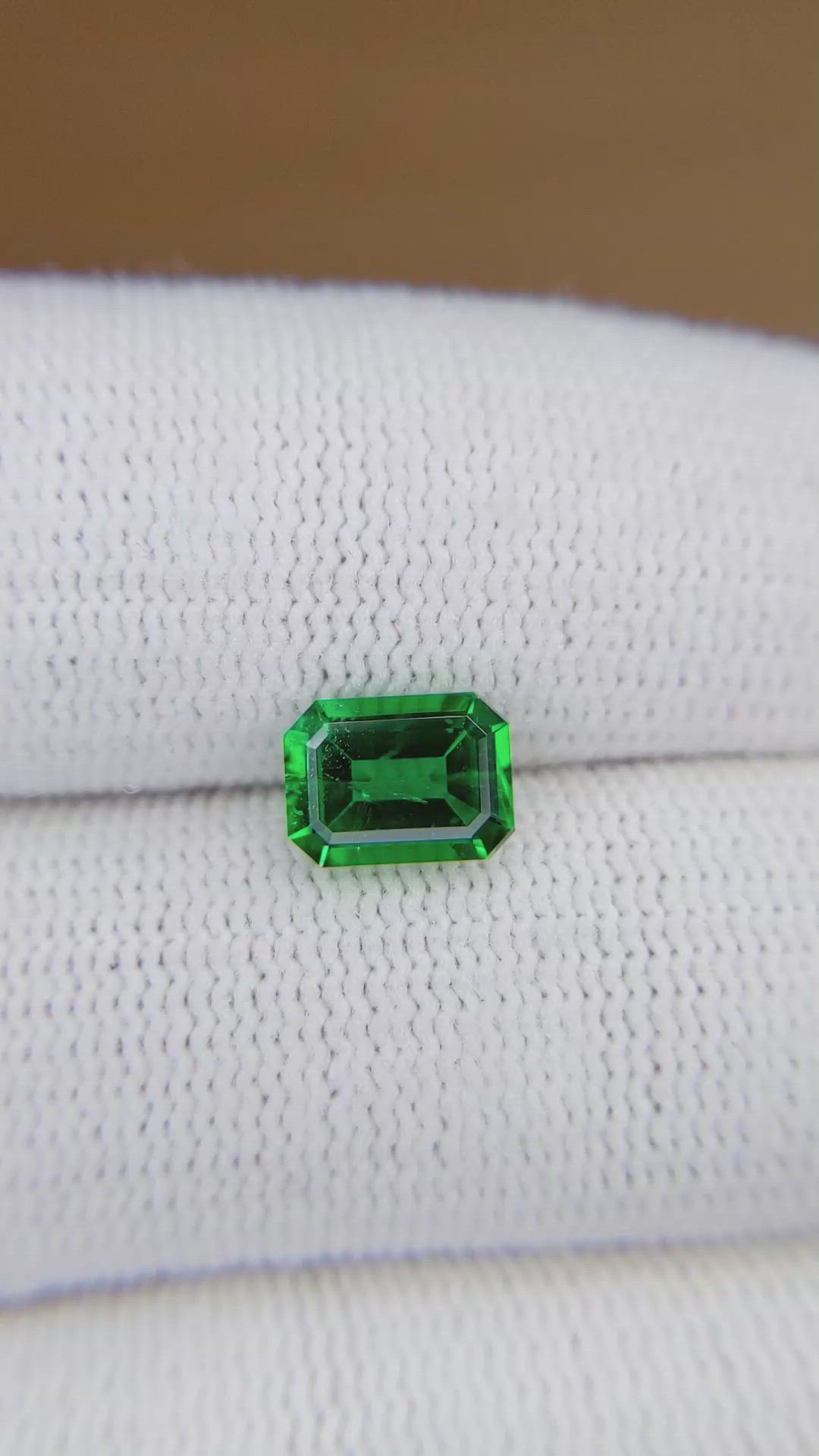 1.24 Ct. Emerald from Colombia Size Video