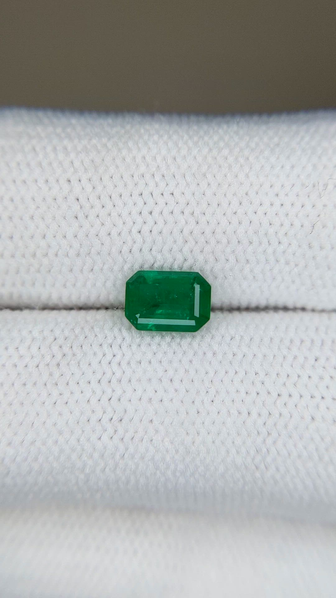 0.75 Ct. Emerald from Afghanistan Size Video