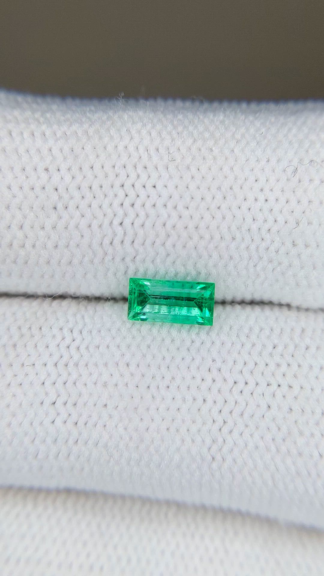 0.52 Ct. Emerald from Afghanistan Size Video