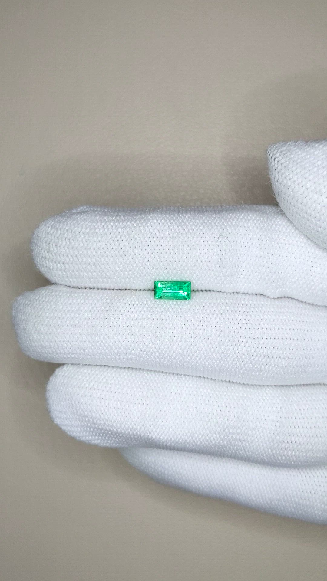 0.52 Ct. Emerald from Afghanistan Size Video