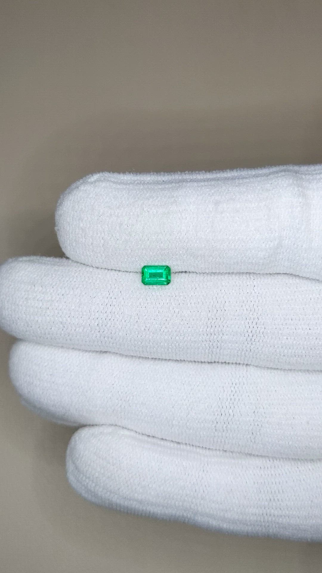 0.29 Ct. Emerald from Afghanistan Size Video