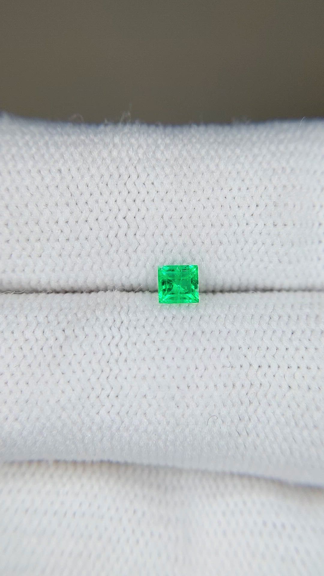 0.18 Ct. Emerald from Afghanistan Size Video