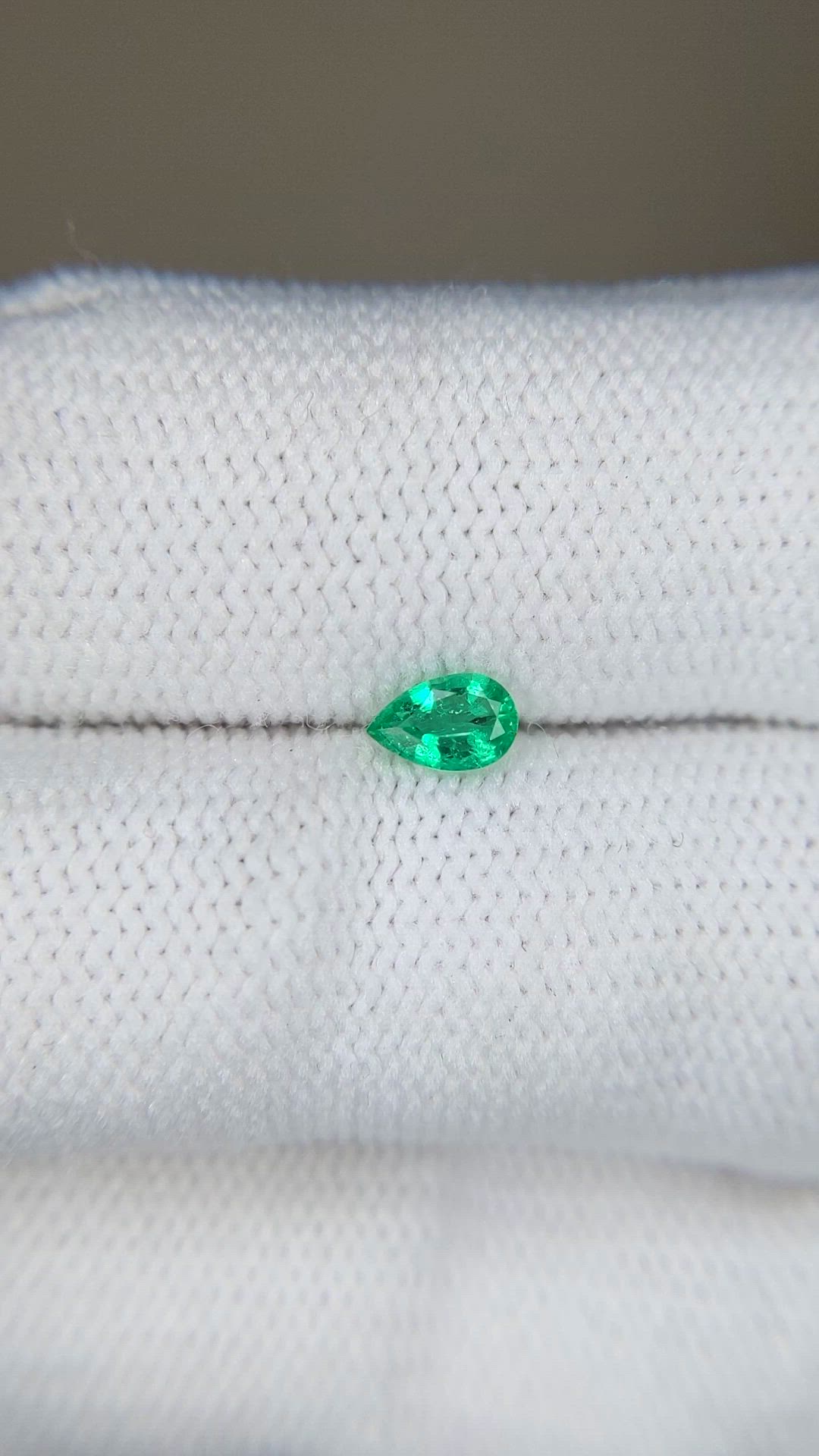 0.23 Ct. Emerald from Afghanistan Size Video