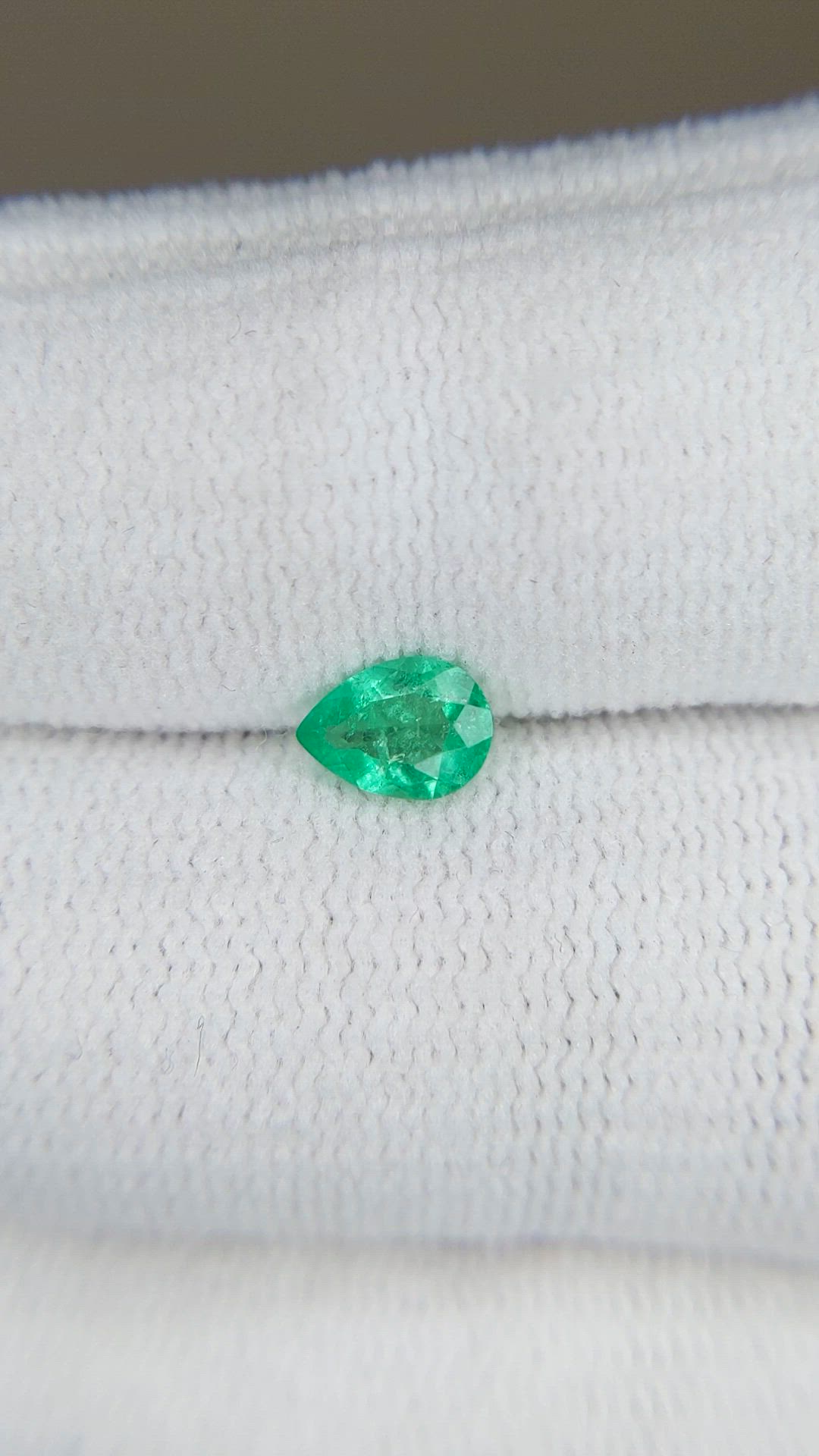 0.38 Ct. Emerald from Afghanistan Size Video