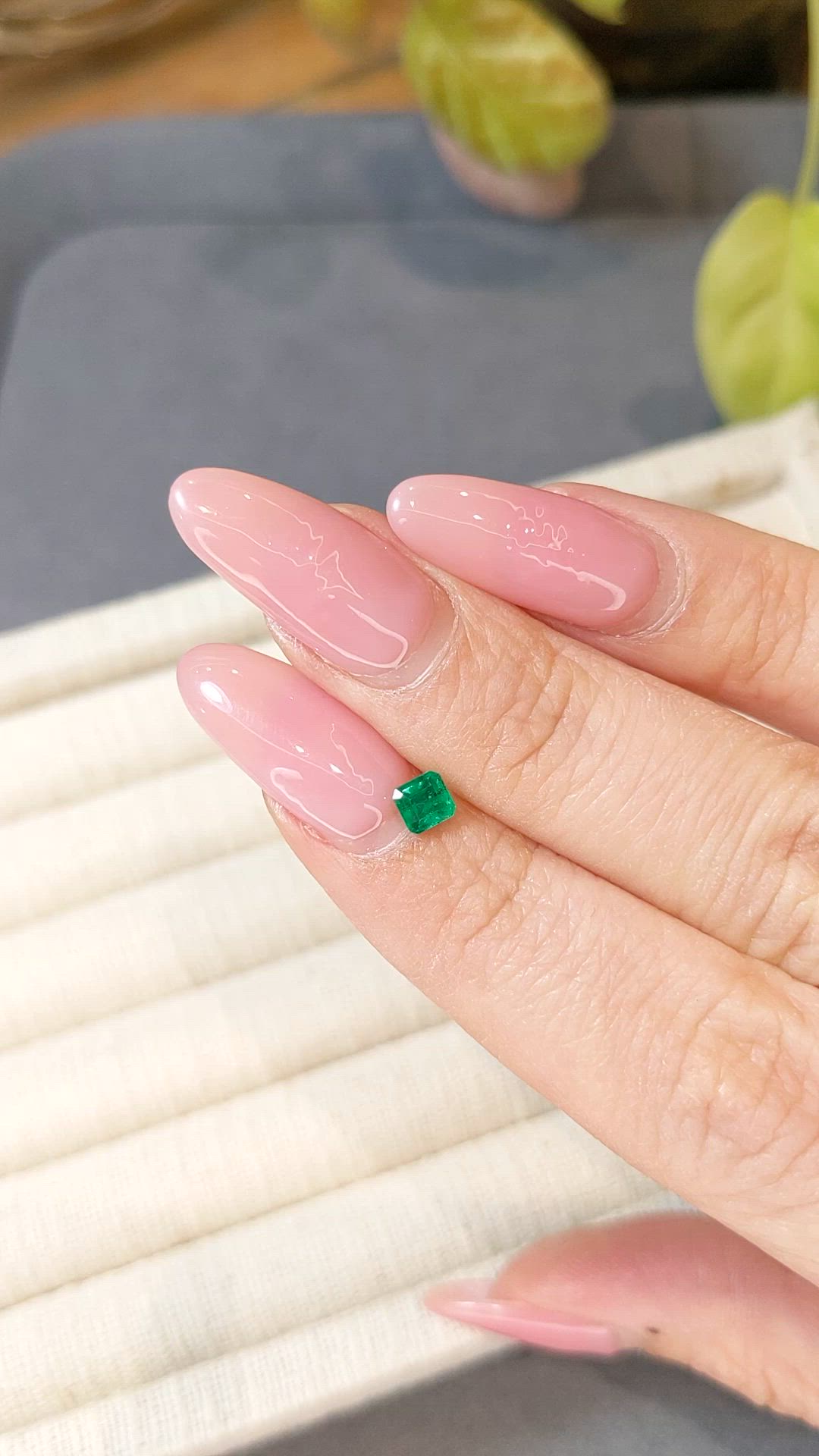 0.30 Ct. Emerald from Afghanistan Size Video