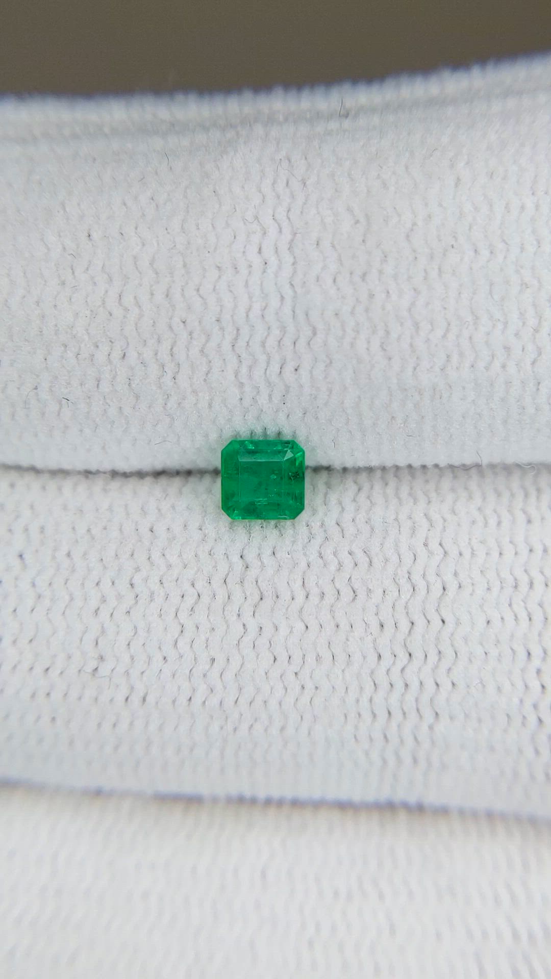 0.30 Ct. Emerald from Afghanistan Size Video