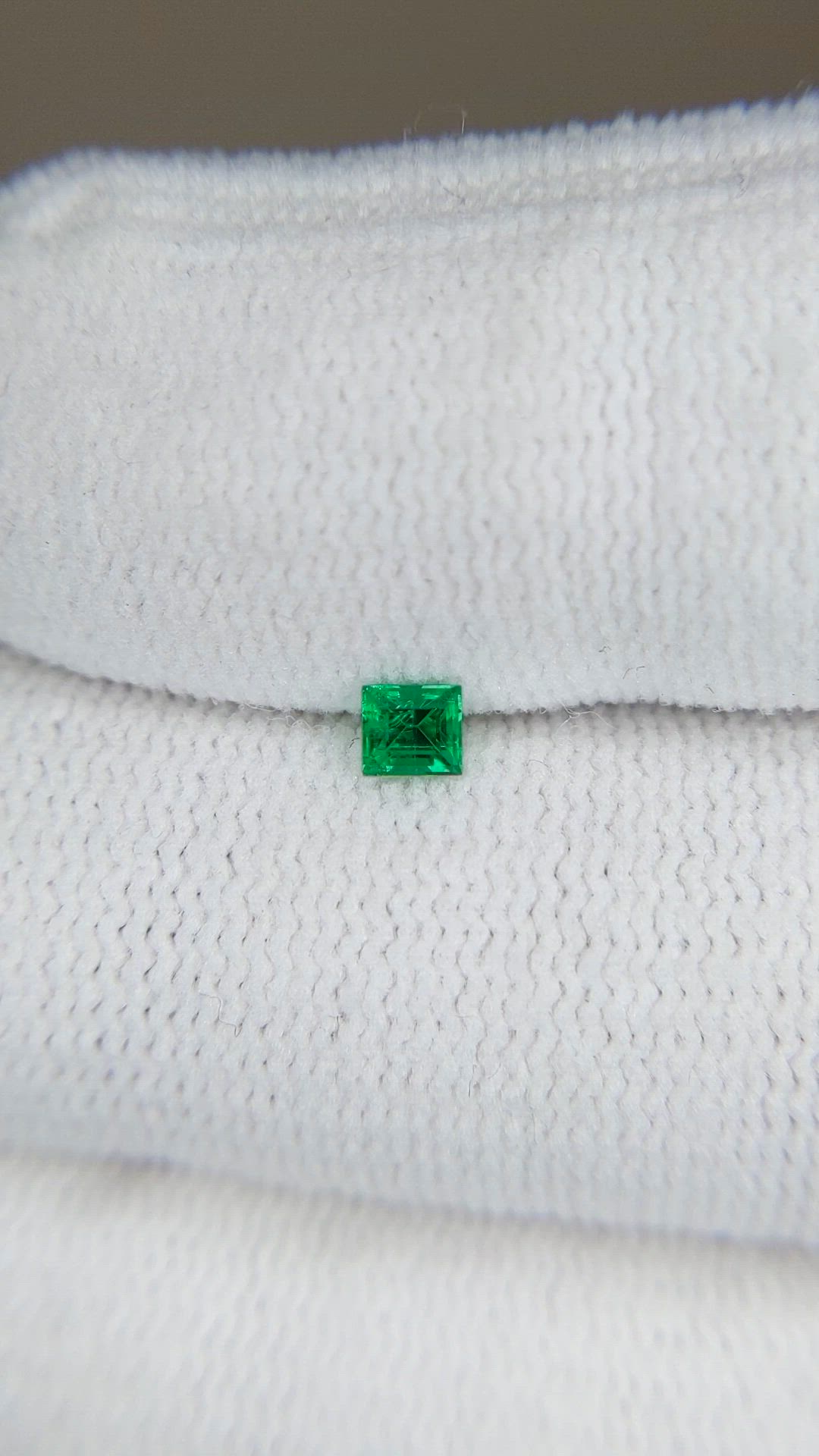 0.14 Ct. Emerald from Afghanistan Size Video