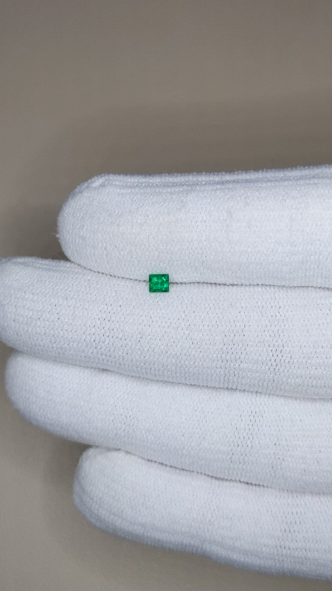 0.14 Ct. Emerald from Afghanistan Size Video