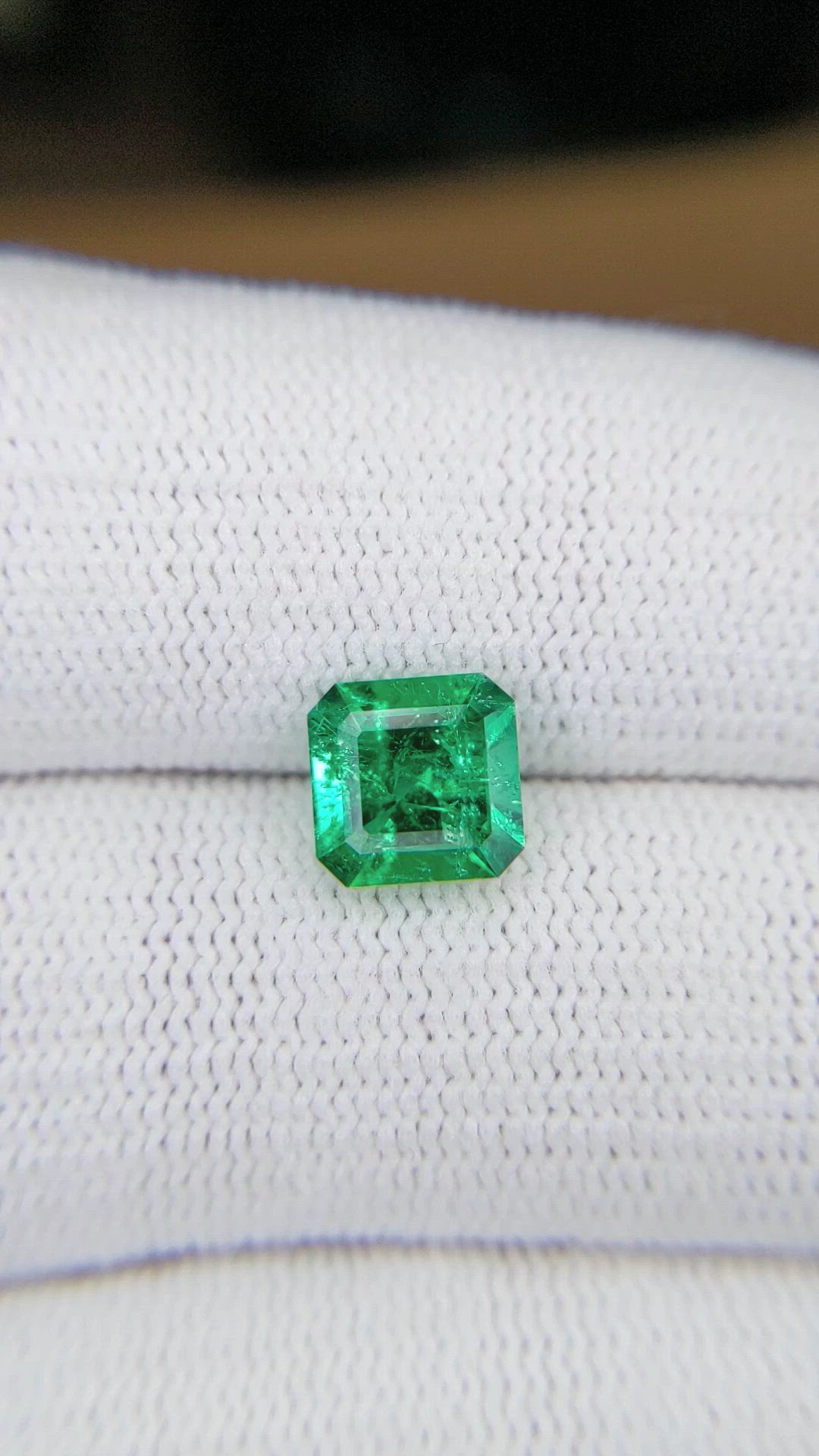 2.90 Ct. Emerald from Colombia Size Video