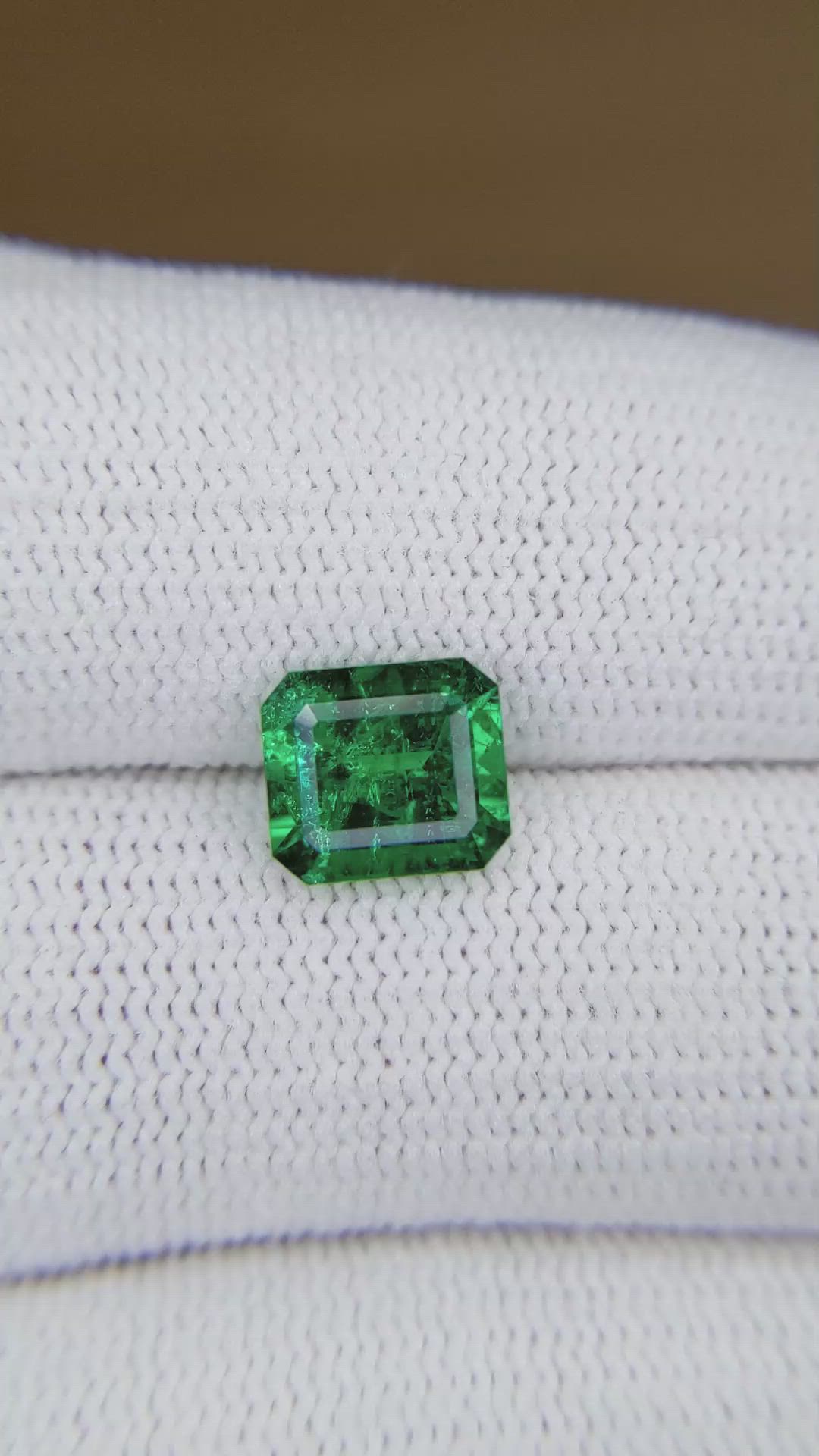 1.79 Ct. Emerald from Colombia Size Video