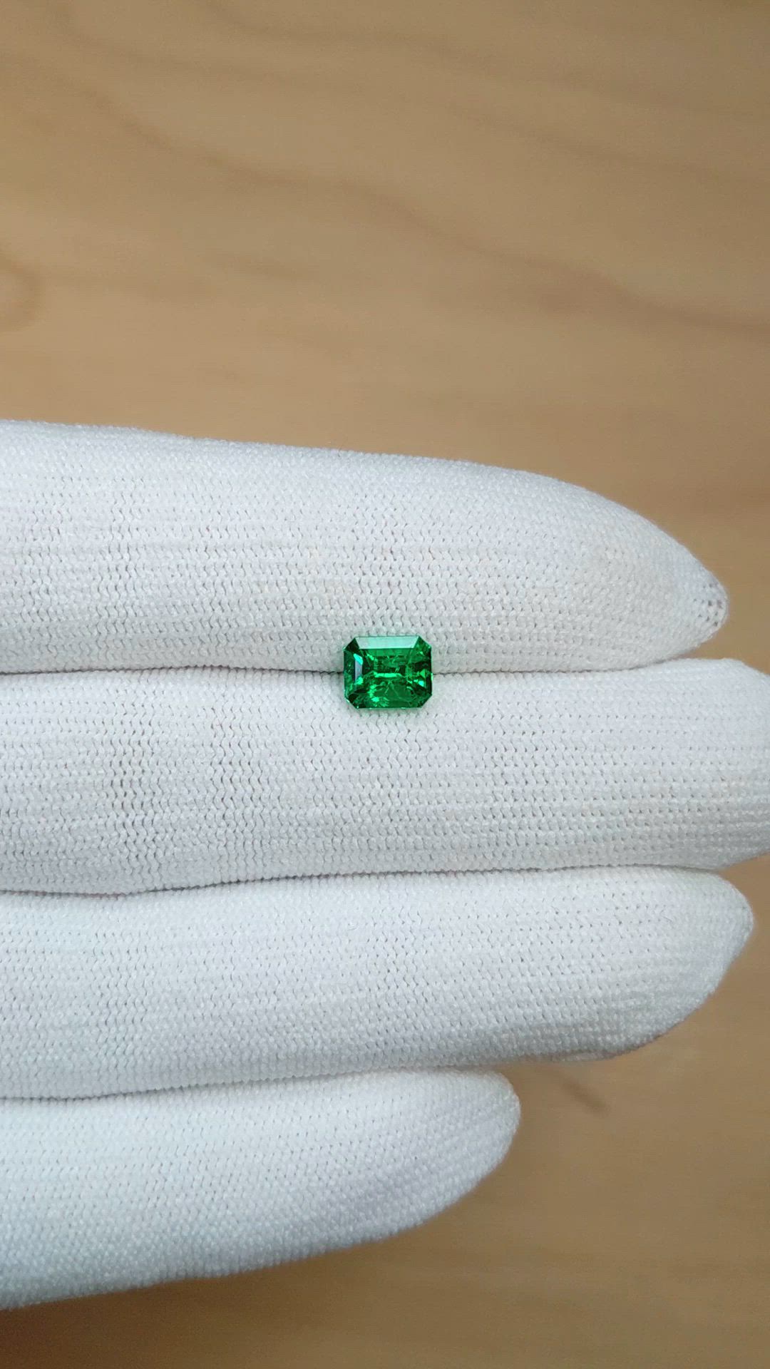 1.14 Ct. Emerald from Colombia Size Video