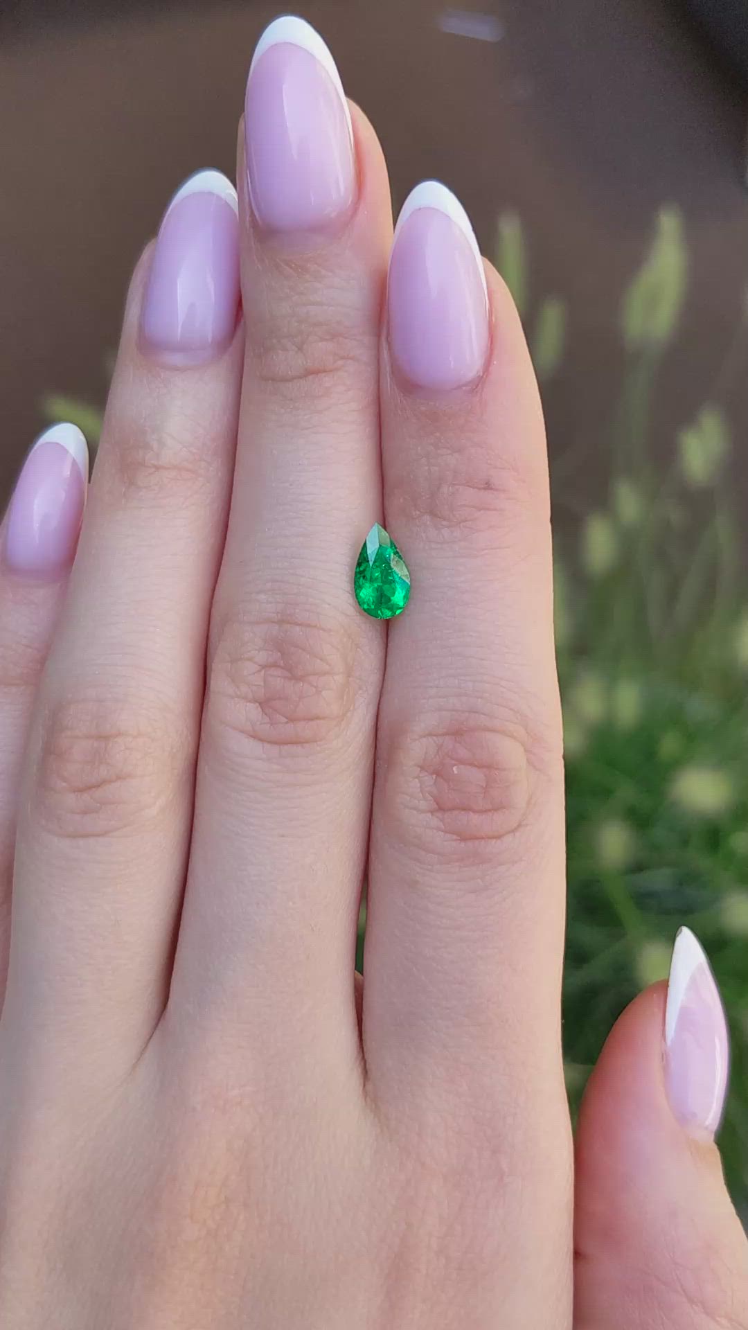 0.84 Ct. Emerald from Colombia Size Video