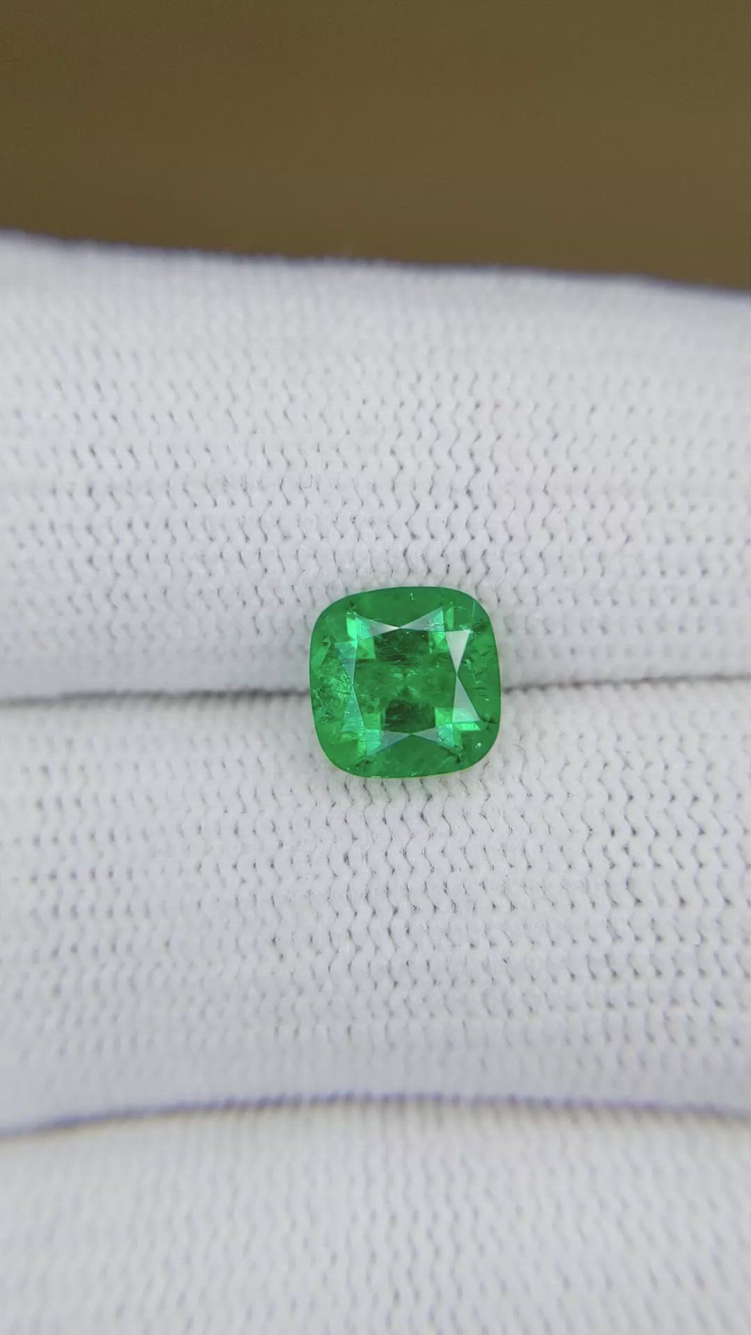 1.57 Ct. Emerald from Colombia Size Video