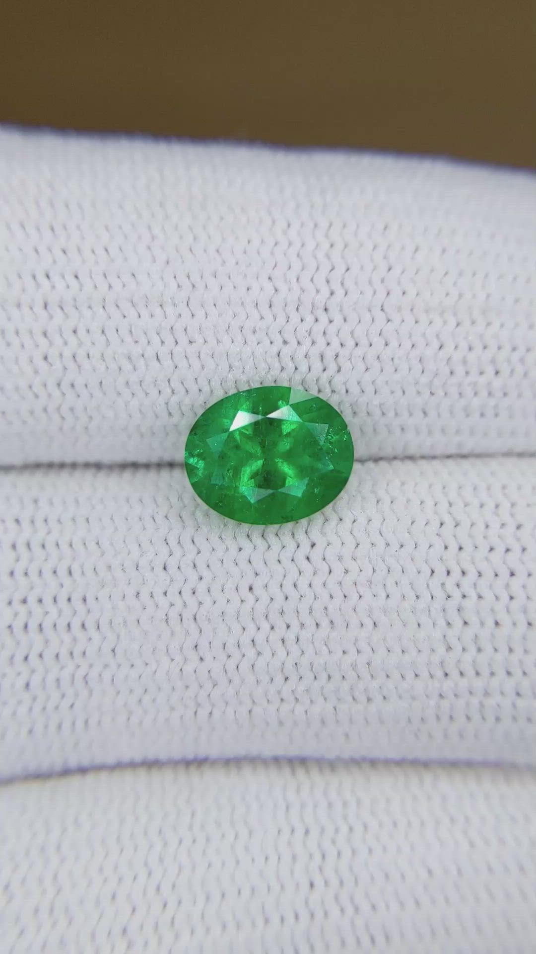 1.75 Ct. Emerald from Colombia Size Video