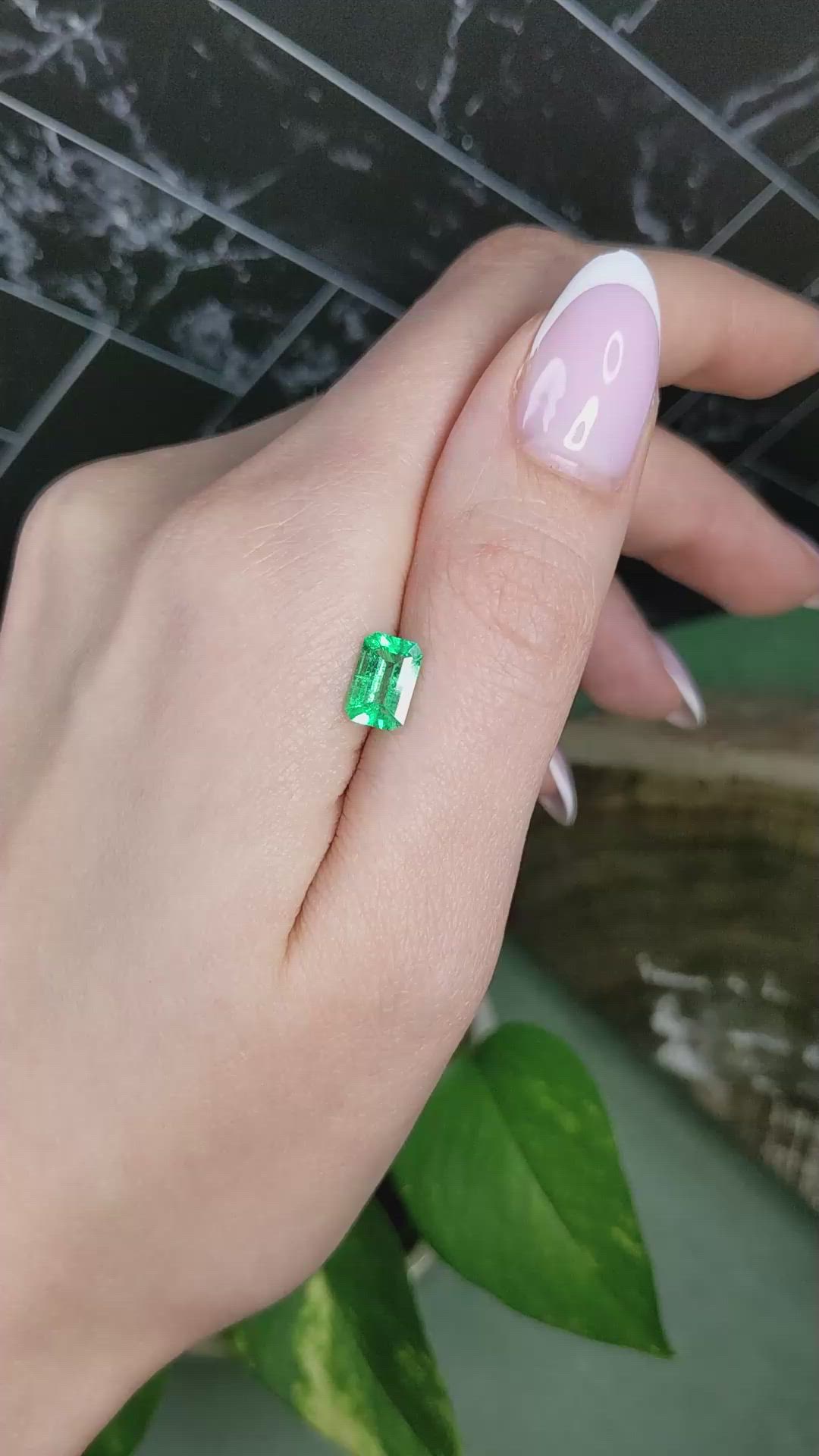 1.21 Ct. Emerald from Colombia Size Video