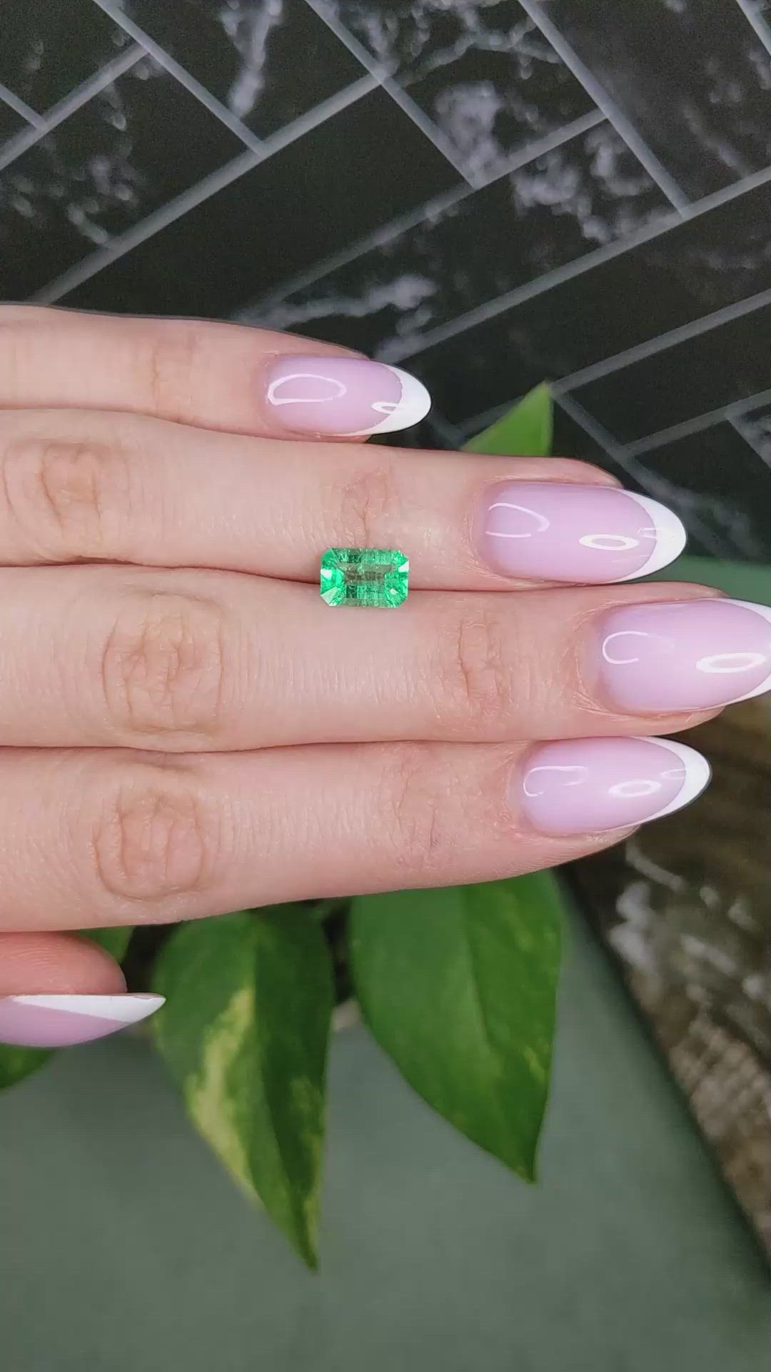 1.21 Ct. Emerald from Colombia Size Video