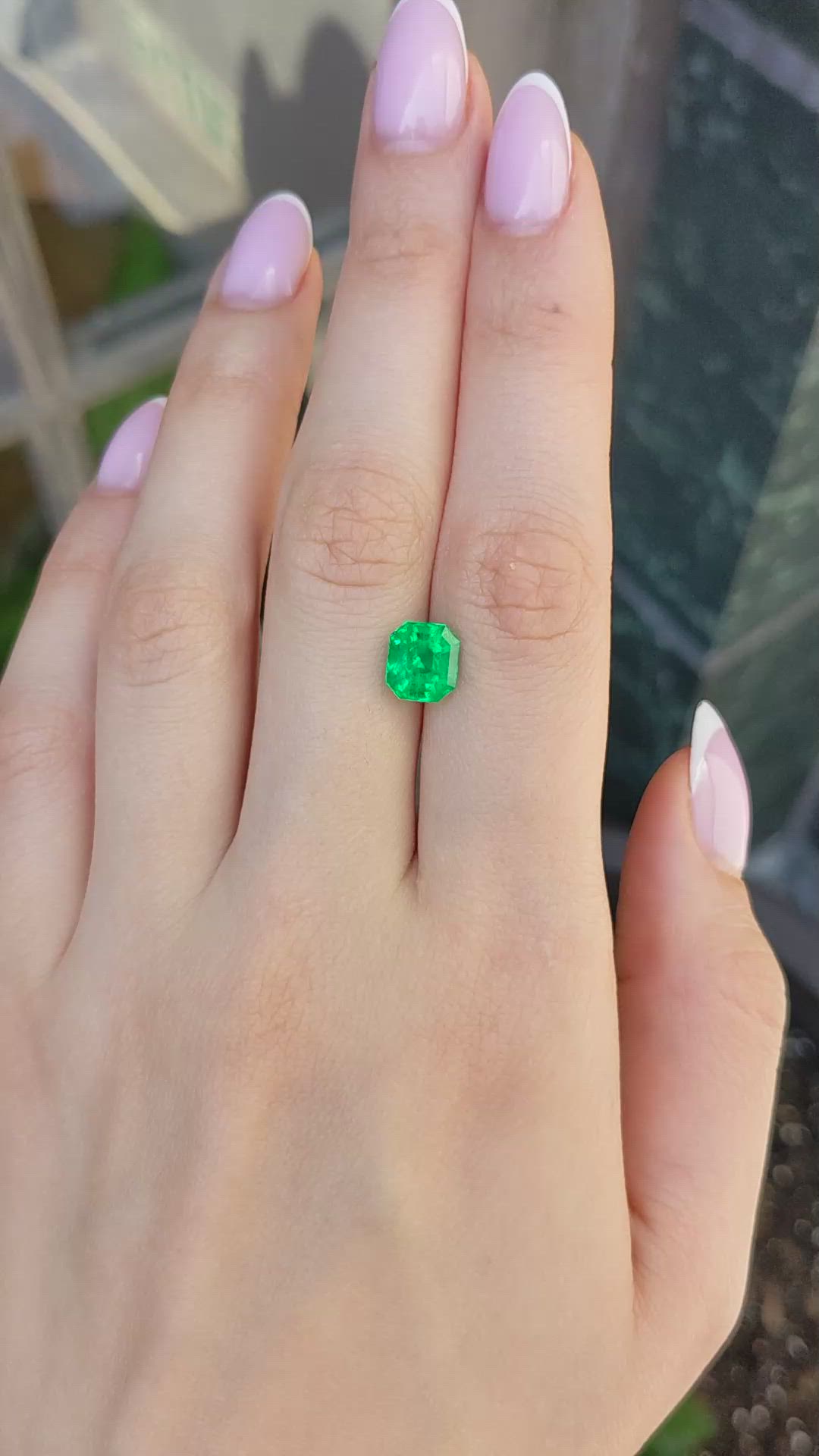 2.50 Ct. Emerald from Colombia Size Video