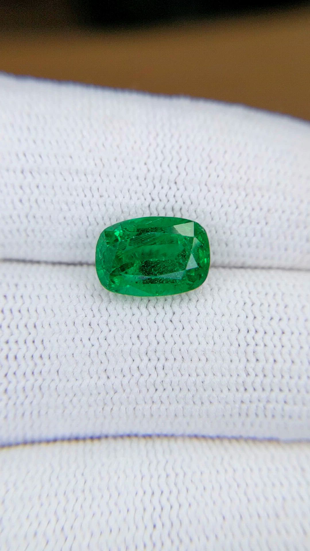 3.26 Ct. Emerald from Zambia Size Video
