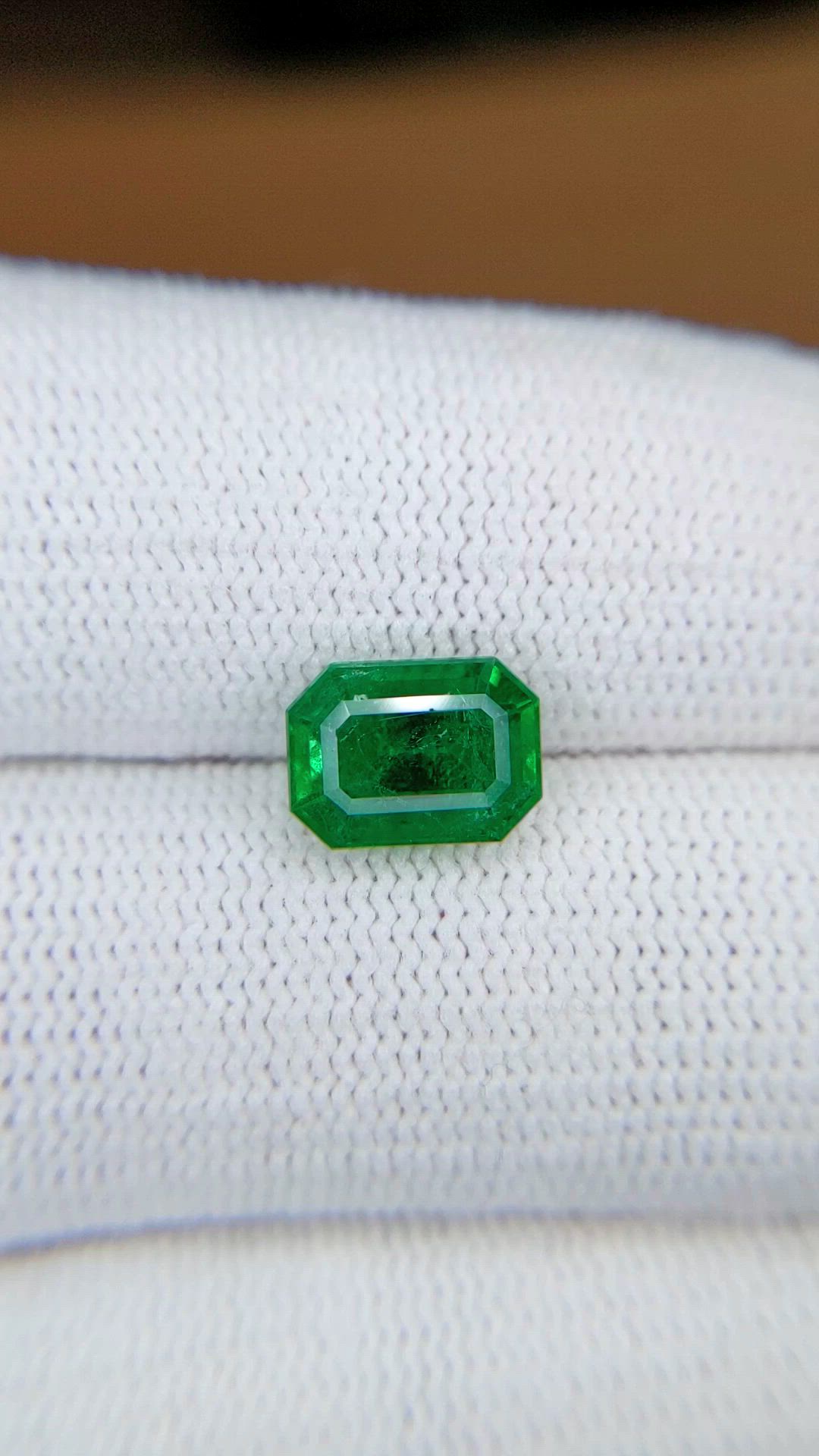 2.21 Ct. Emerald from Zambia Size Video