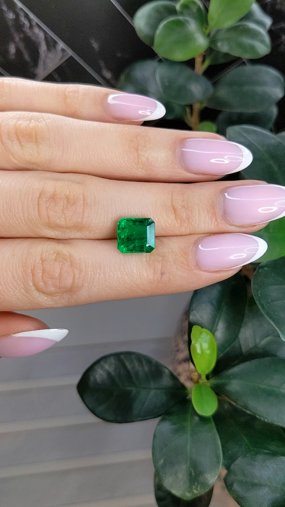 3.75 Ct. Emerald from Zambia Size Video