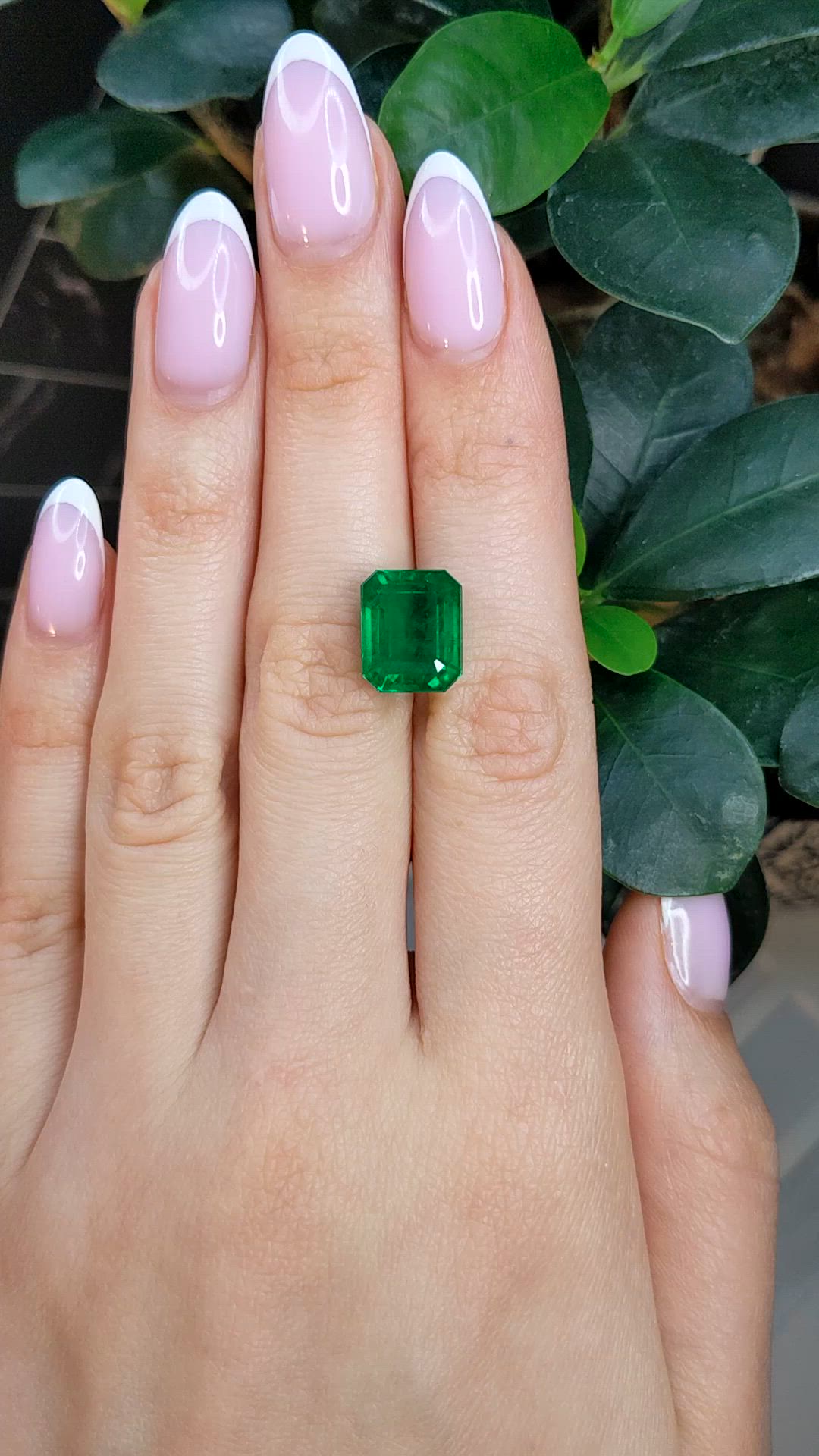 7.75 Ct. Emerald from Colombia Size Video