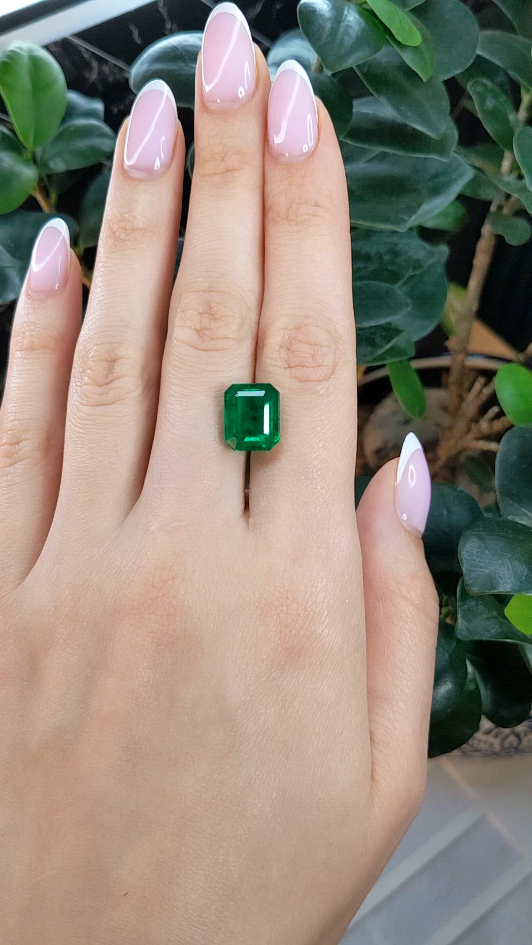 7.75 Ct. Emerald from Colombia Size Video