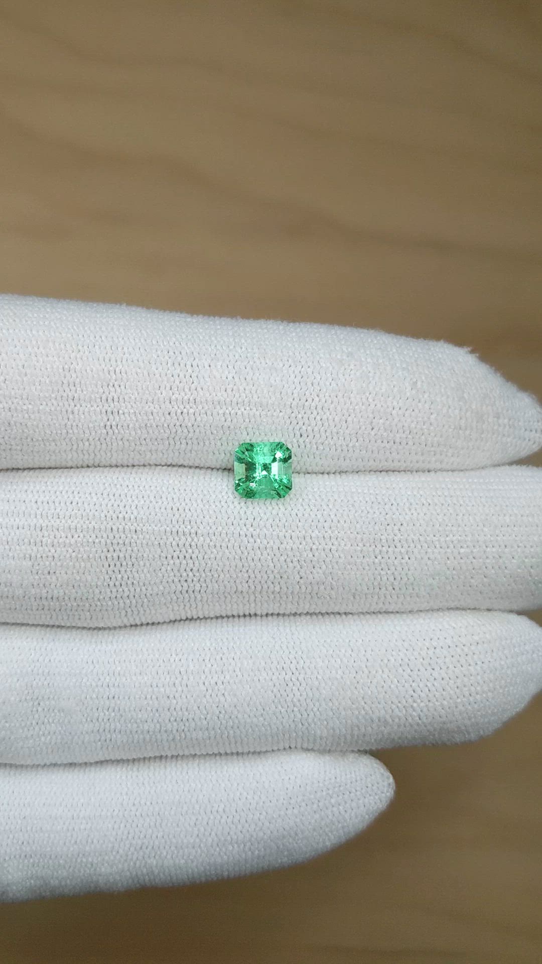 1.07 Ct. Emerald from Colombia Size Video