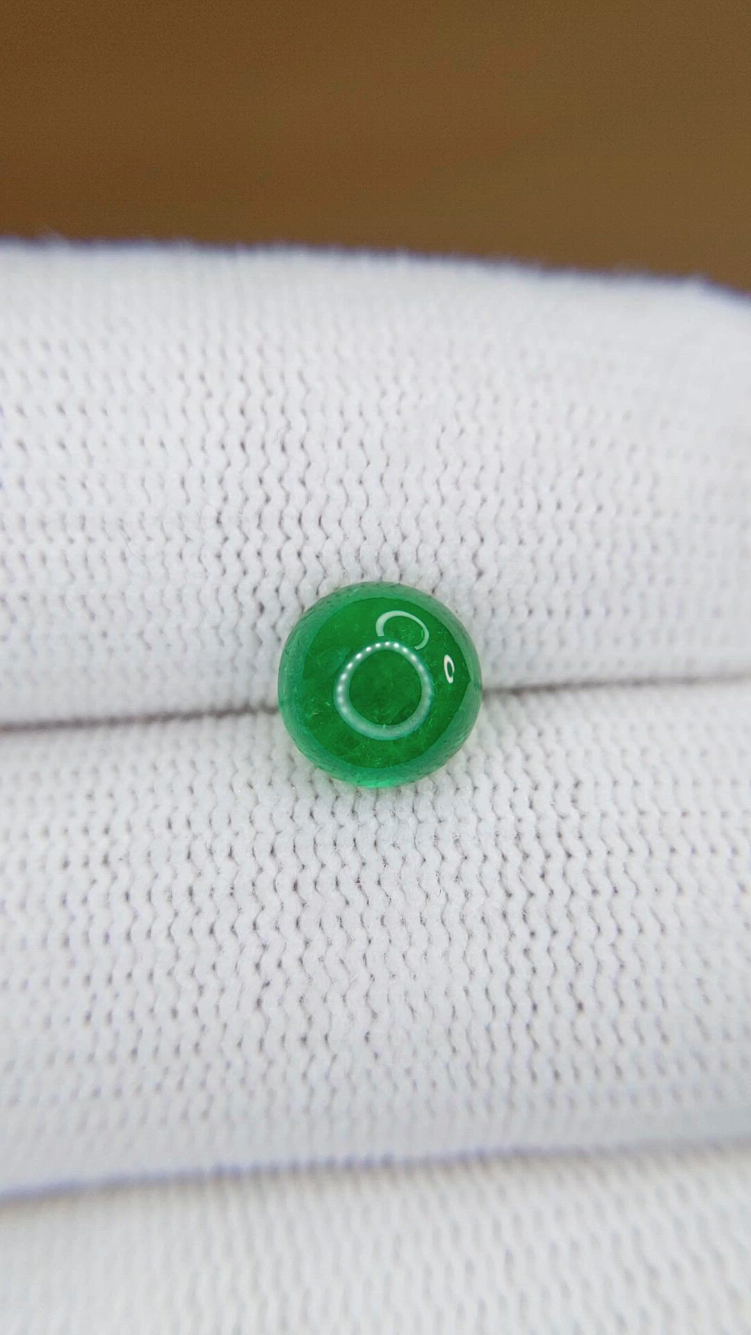 1.61 Ct. Cabochon Emerald from Colombia Size Video