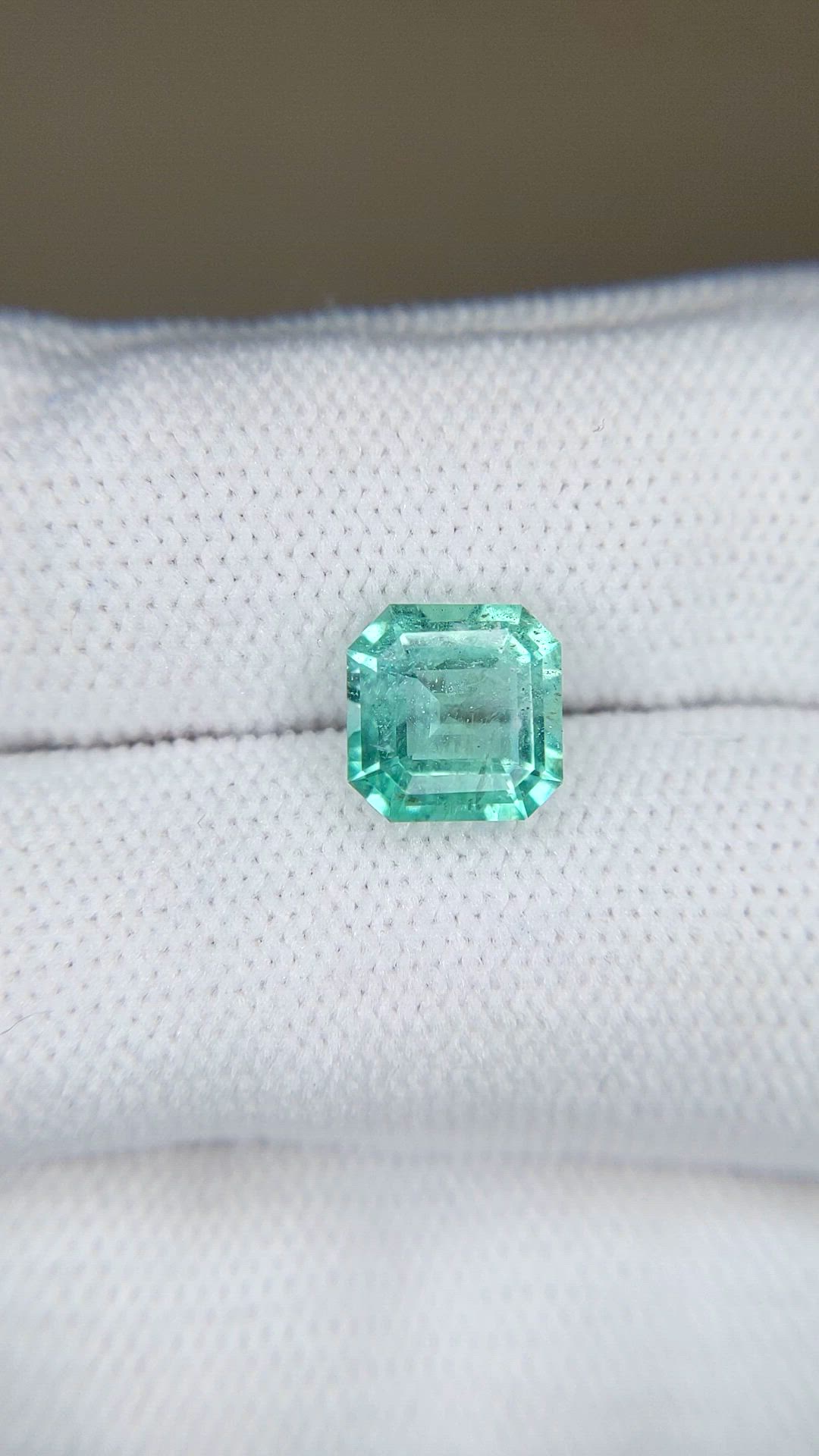 1.80 Ct. Emerald from Colombia Size Video