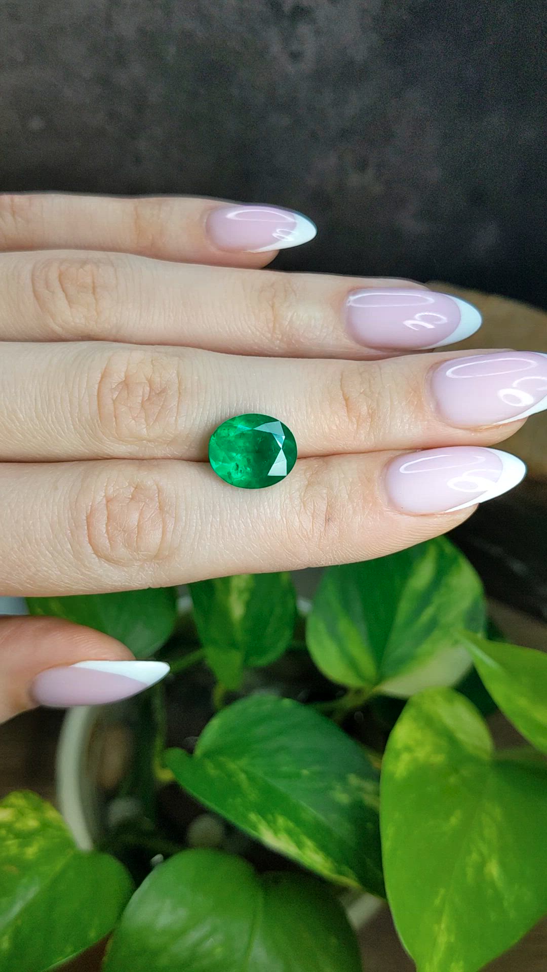 5.41 Ct. Emerald from Colombia - Muzo Size Video