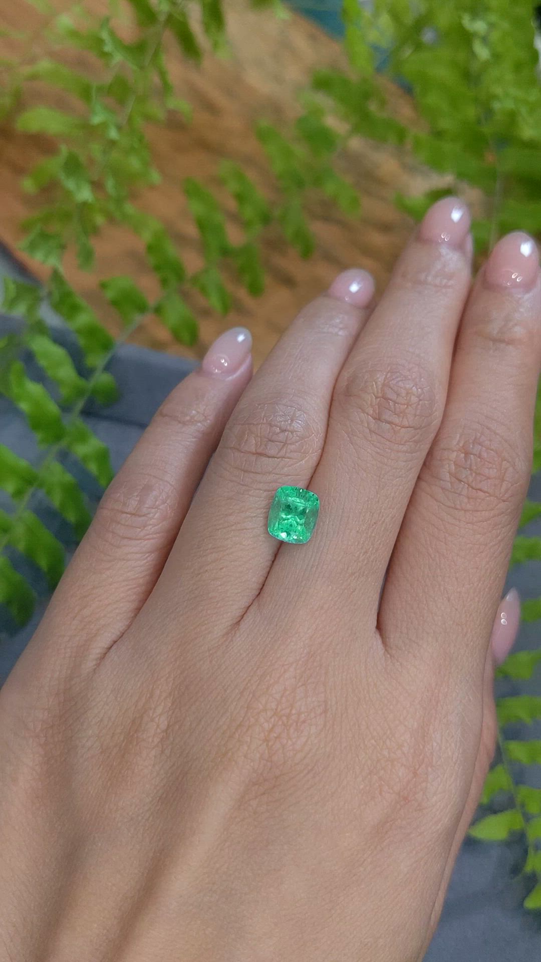1.85 Ct. Emerald from Russia Size Video
