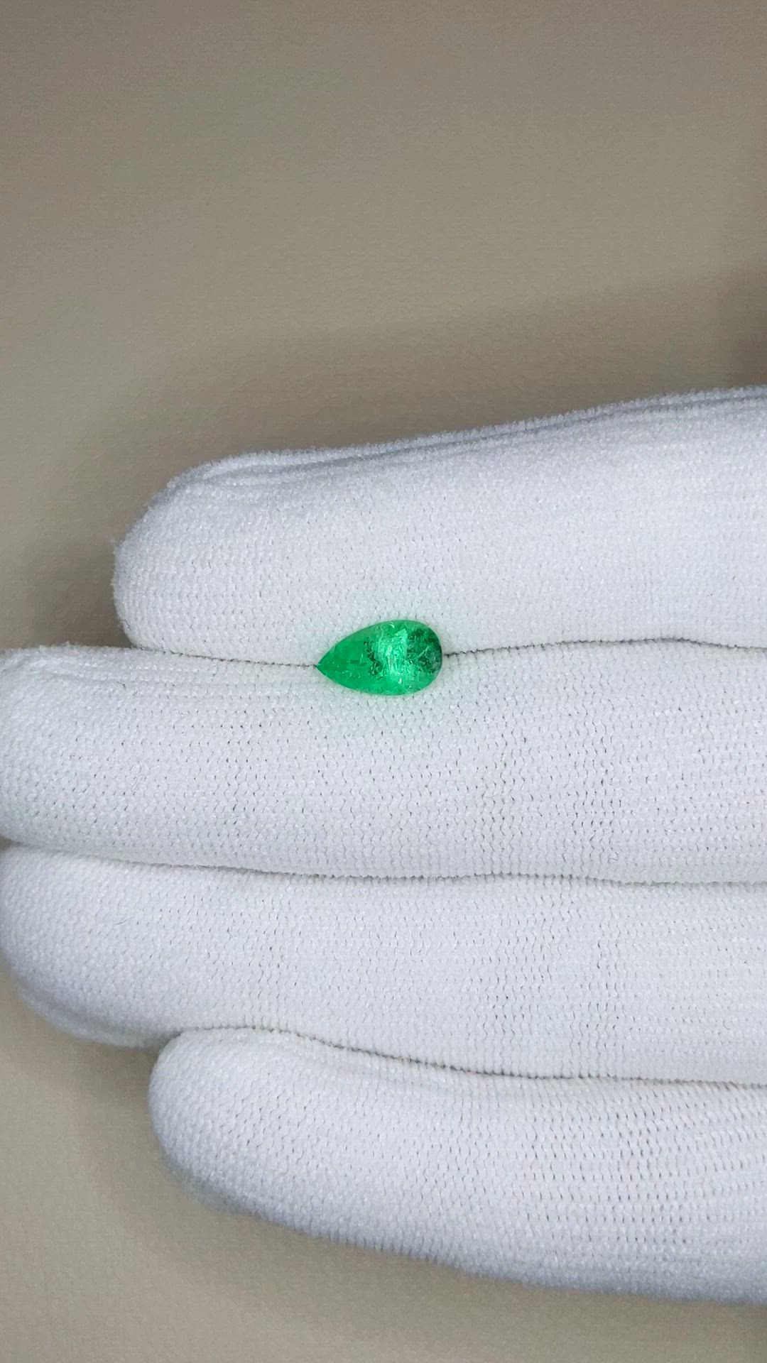 1.23 Ct. Emerald from Russia Size Video