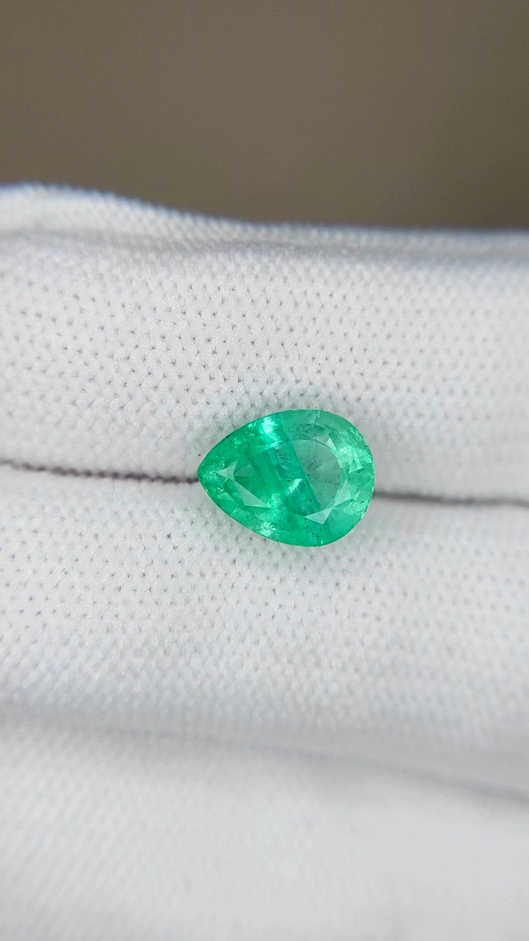 2.46 Ct. Emerald from Russia Size Video