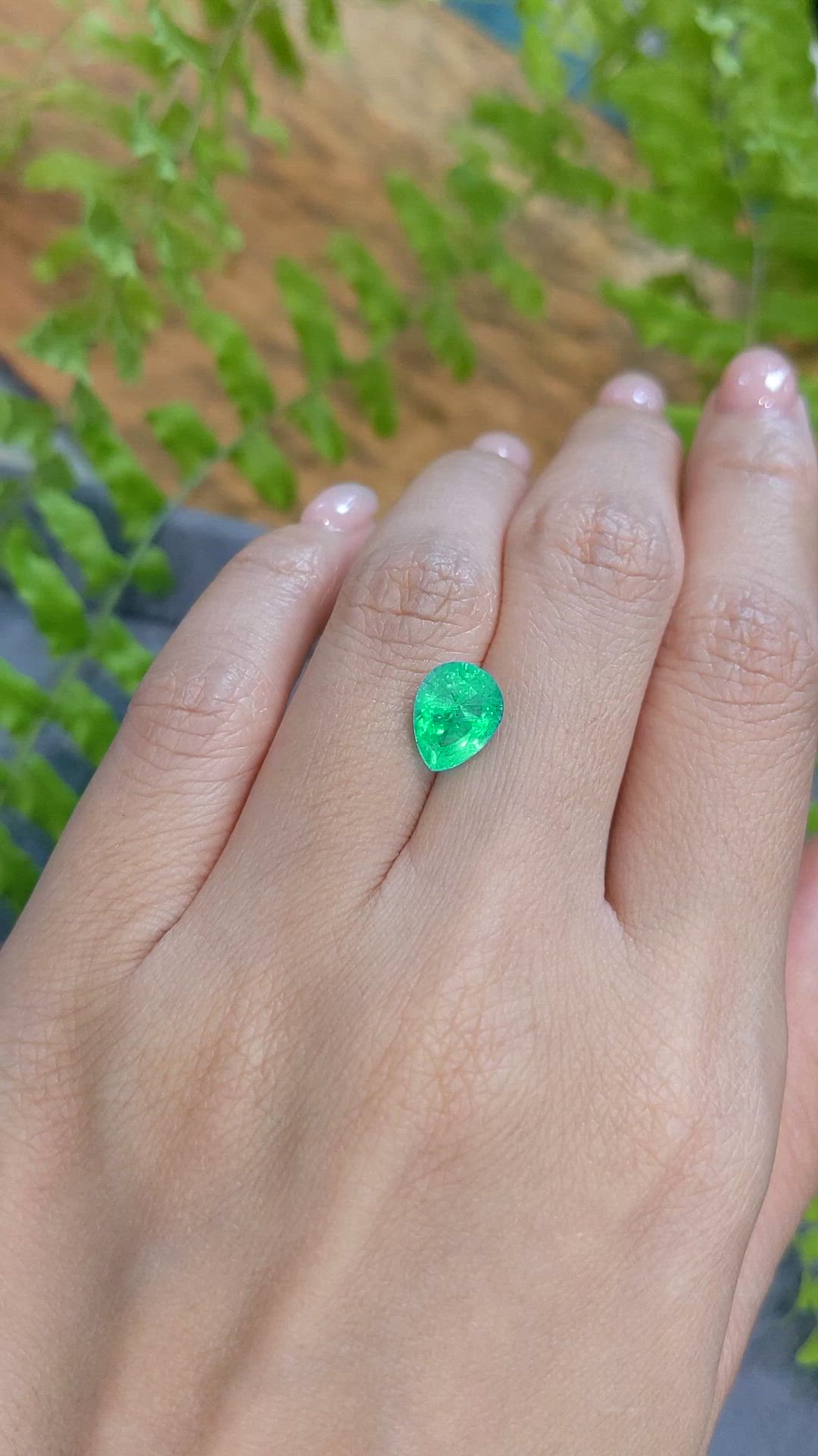 2.46 Ct. Emerald from Russia Size Video