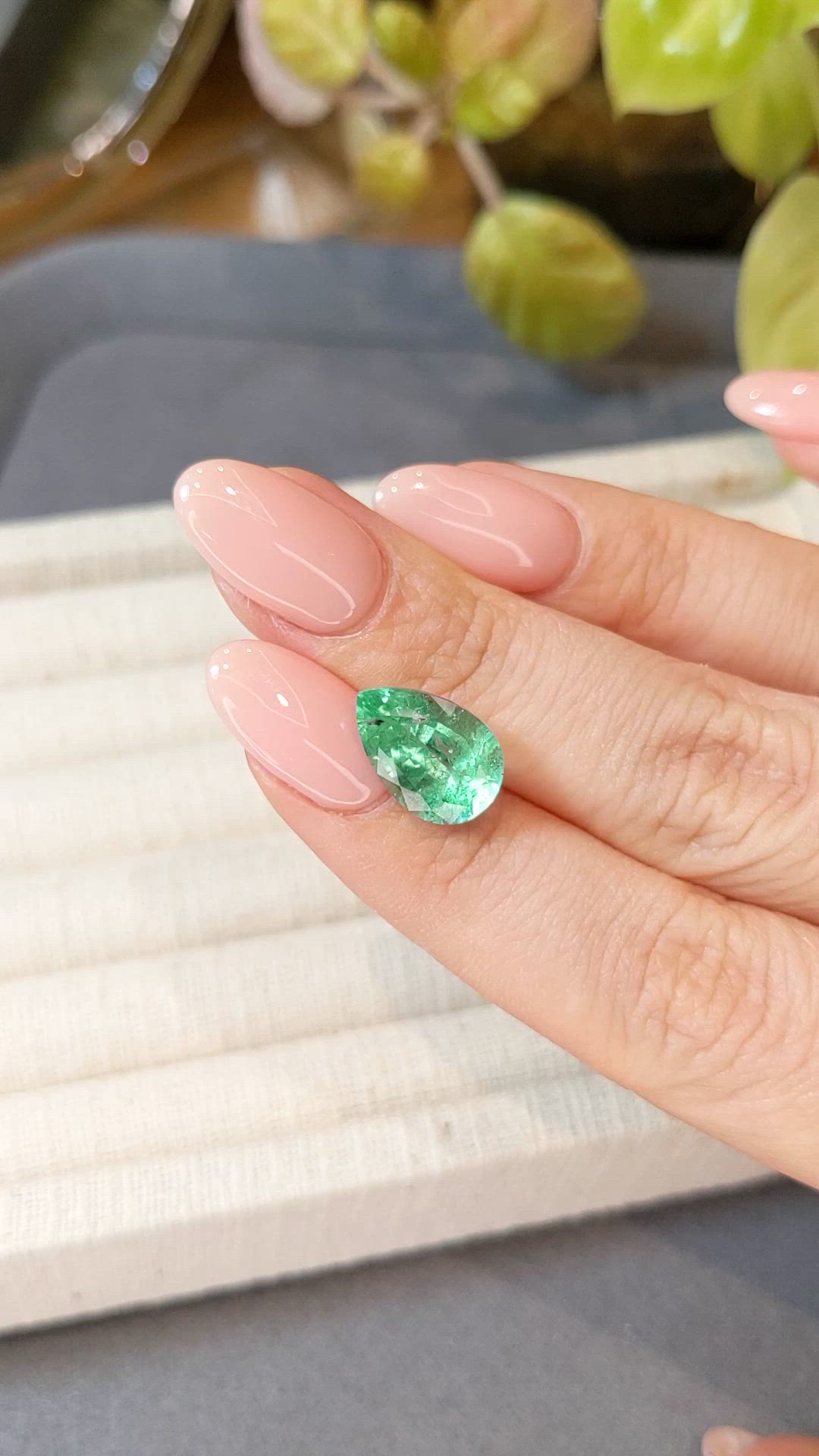 4.71 Ct. Emerald from Russia Size Video