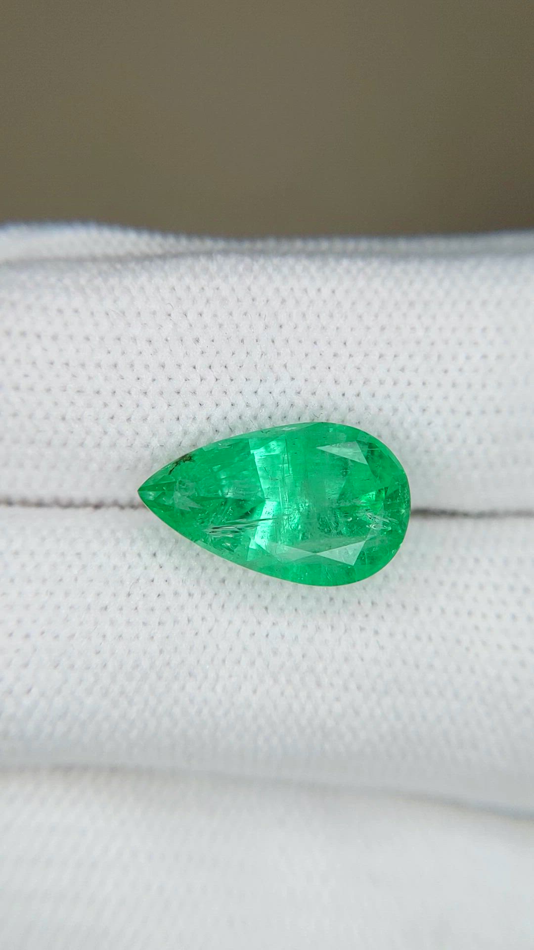 4.07 Ct. Emerald from Russia Size Video
