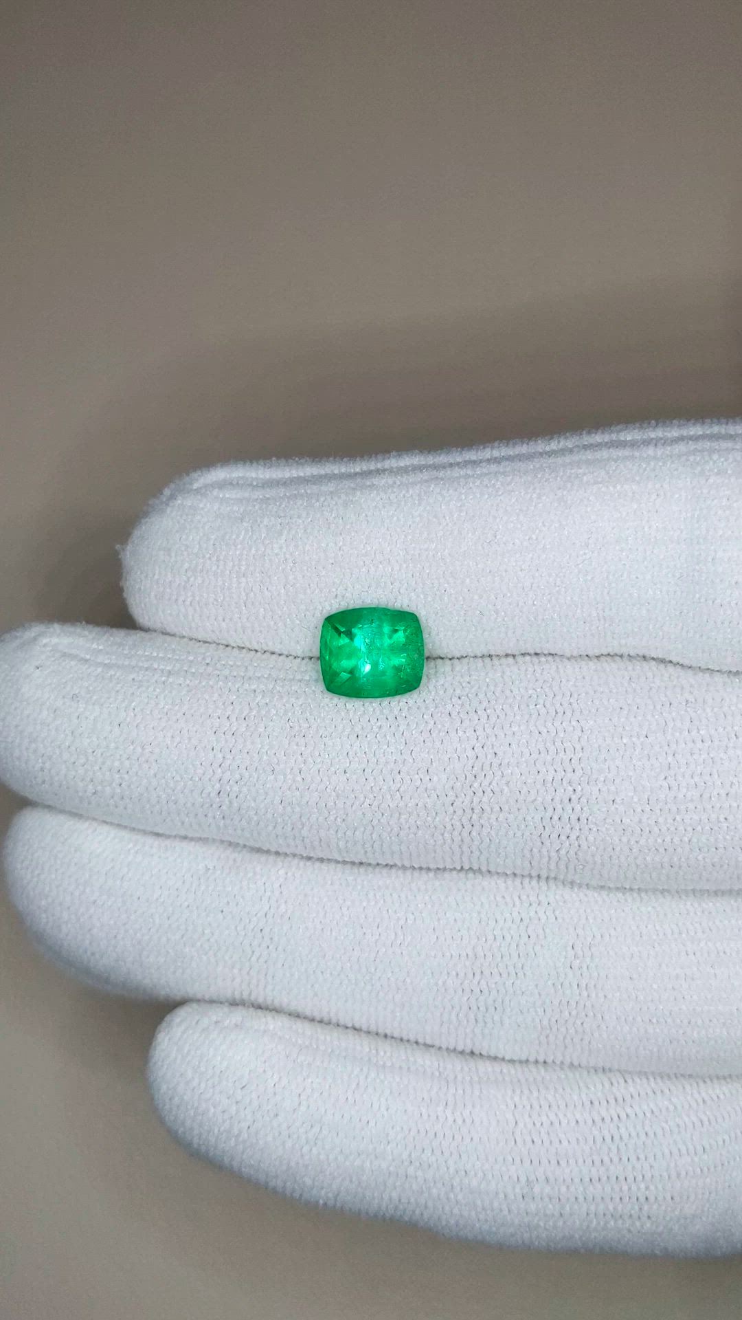 1.99 Ct. Emerald from Russia Size Video