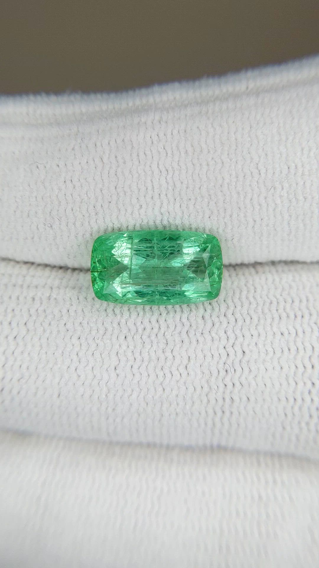 2.74 Ct. Emerald from Russia Size Video