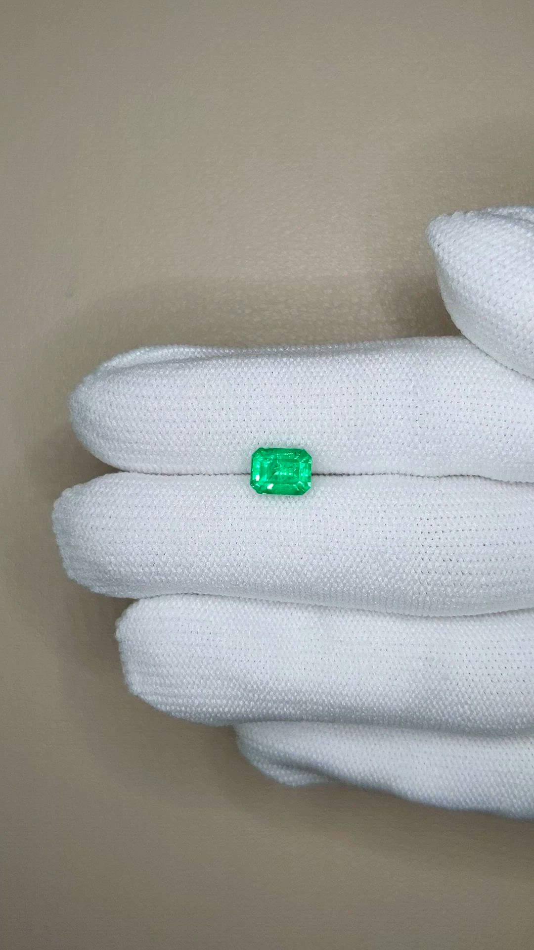 1.53 Ct. Emerald from Russia Size Video