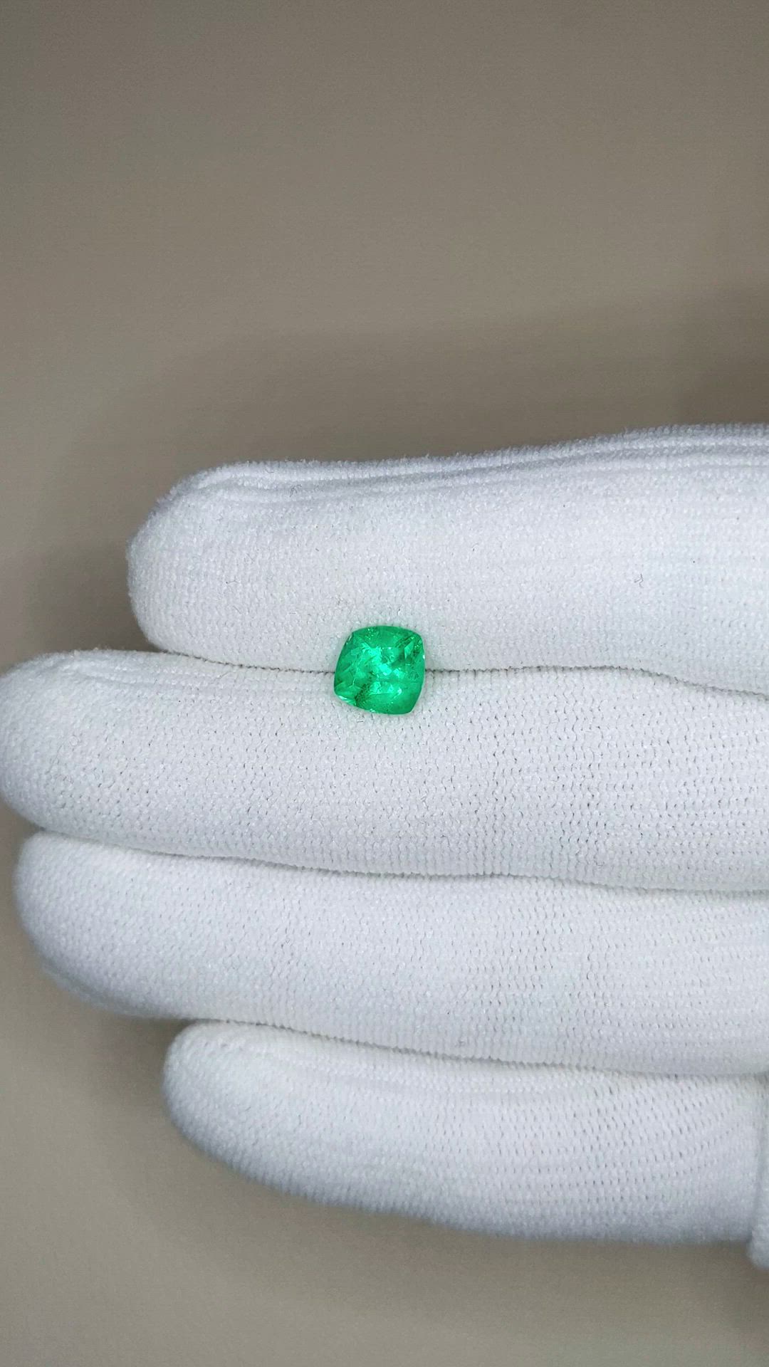 1.52 Ct. Emerald from Russia Size Video
