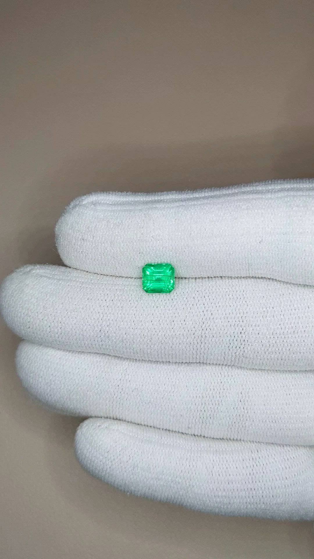 1.28 Ct. Emerald from Russia Size Video