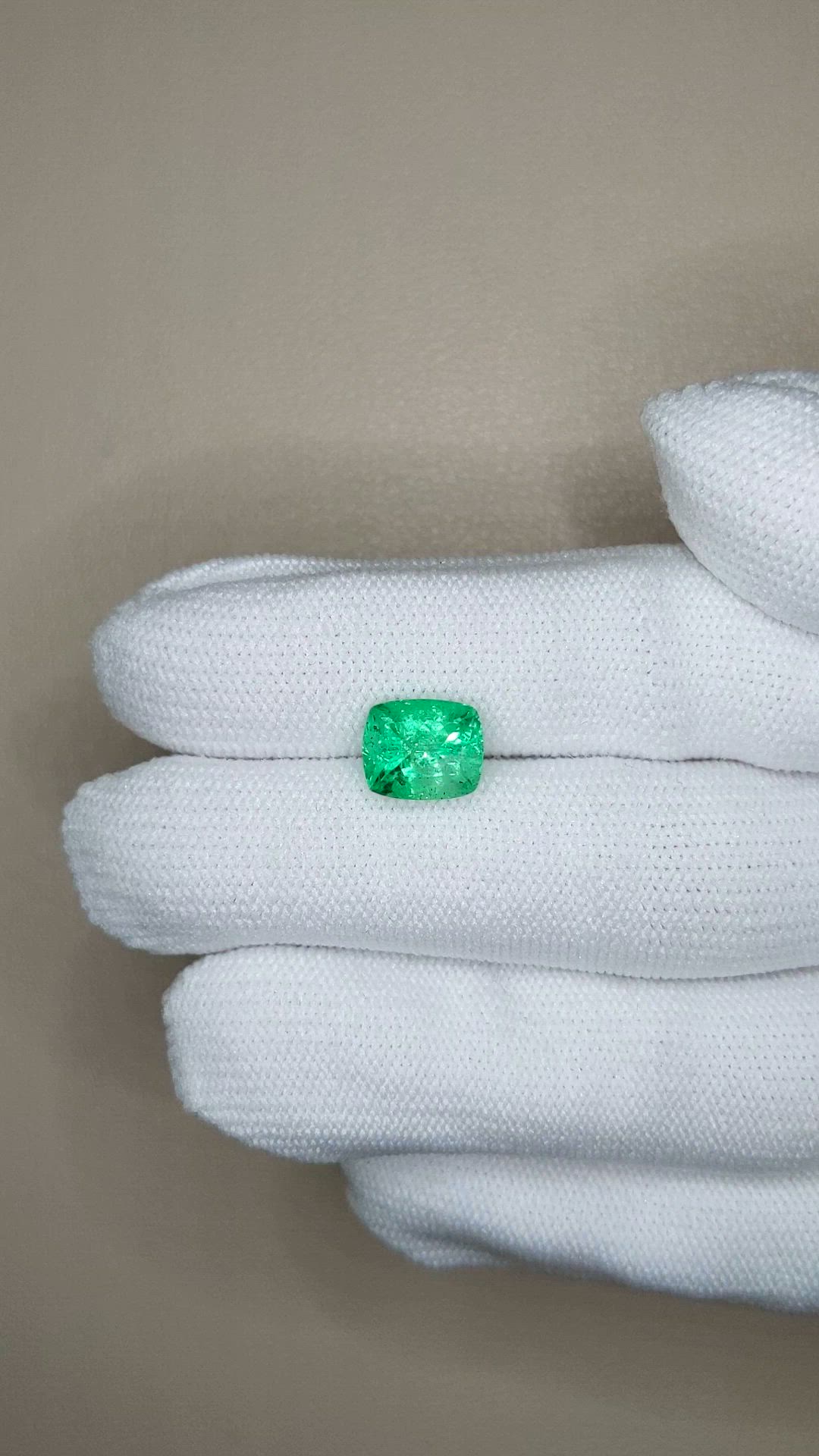 2.41 Ct. Emerald from Russia Size Video