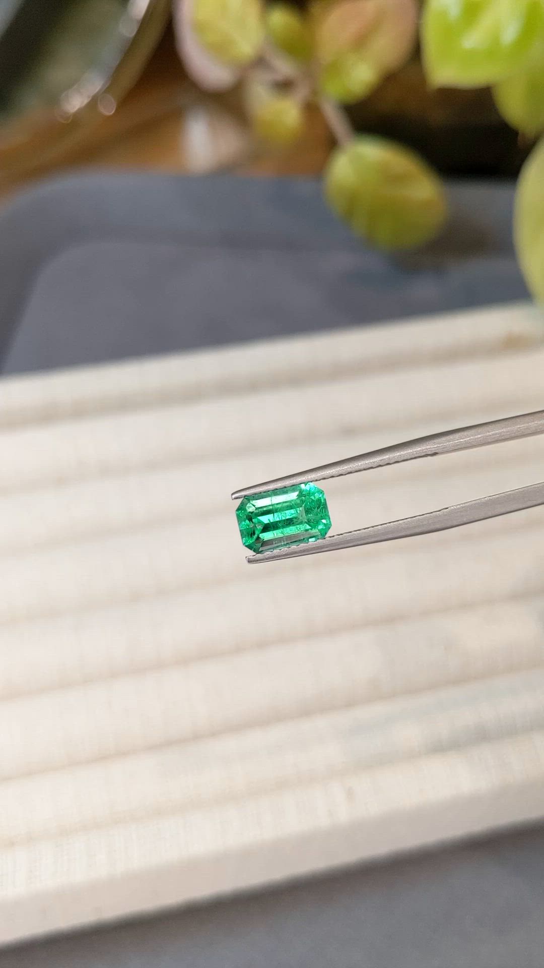 1.57 Ct. Emerald from Russia Size Video