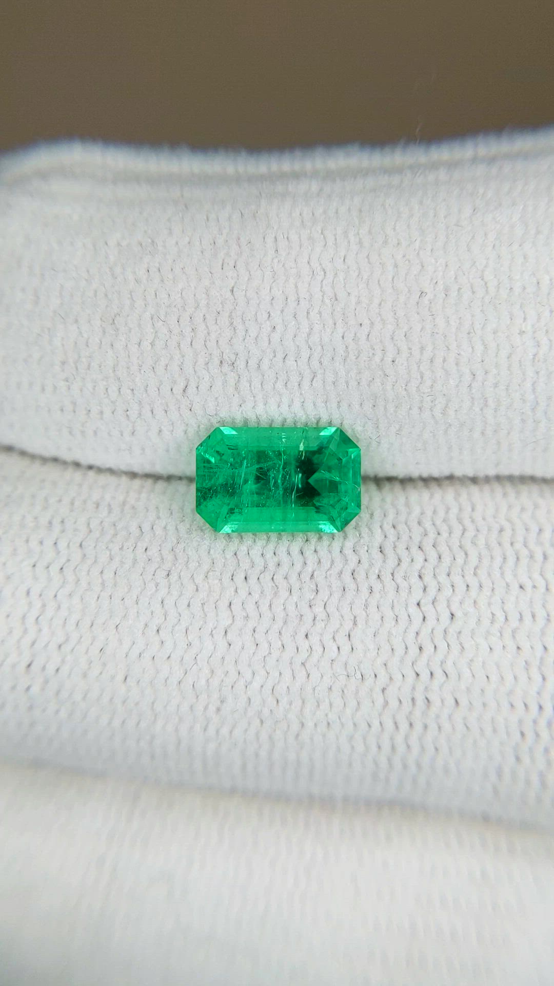 1.57 Ct. Emerald from Russia Size Video
