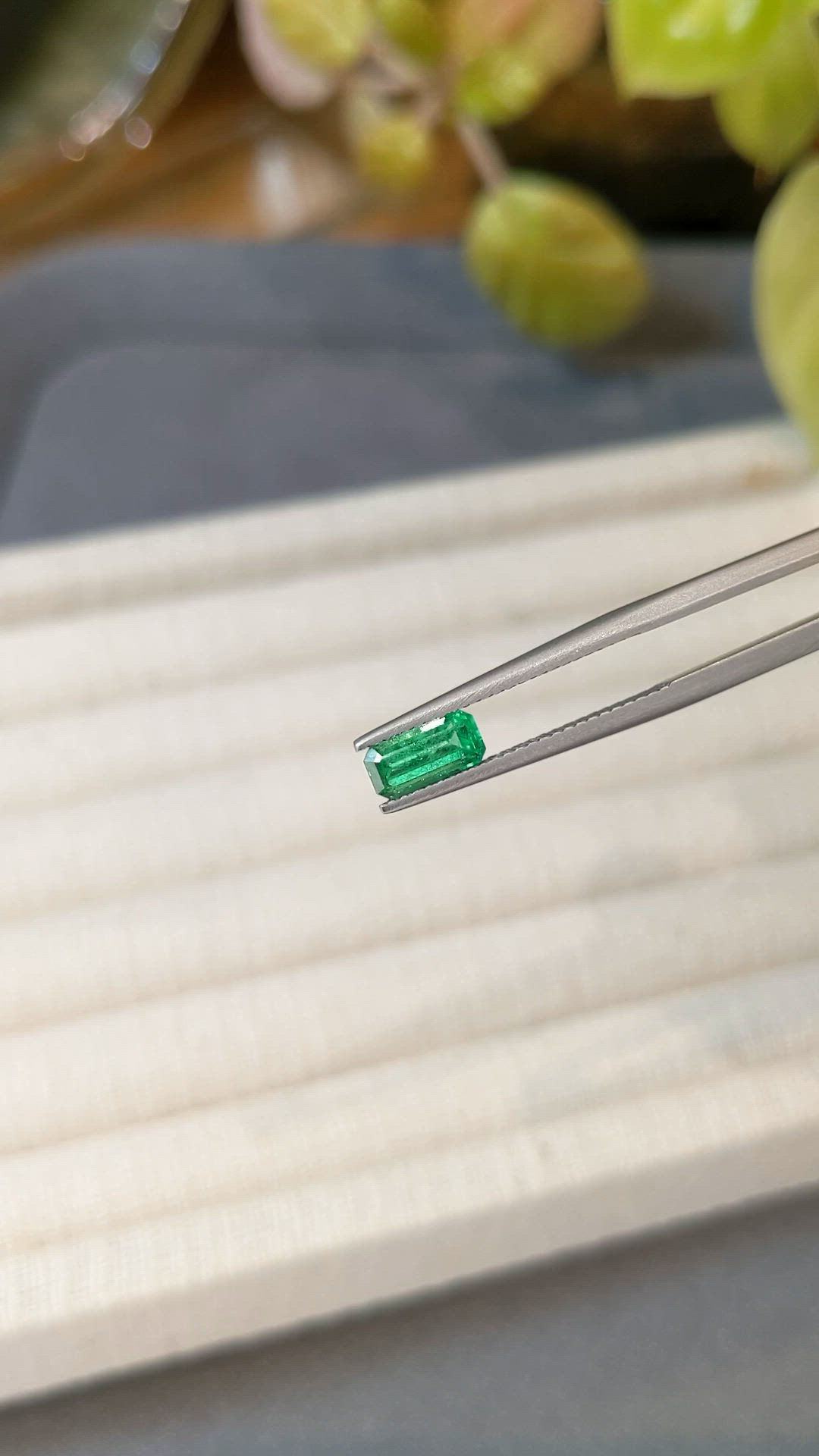 0.72 Ct. Emerald from Russia Size Video