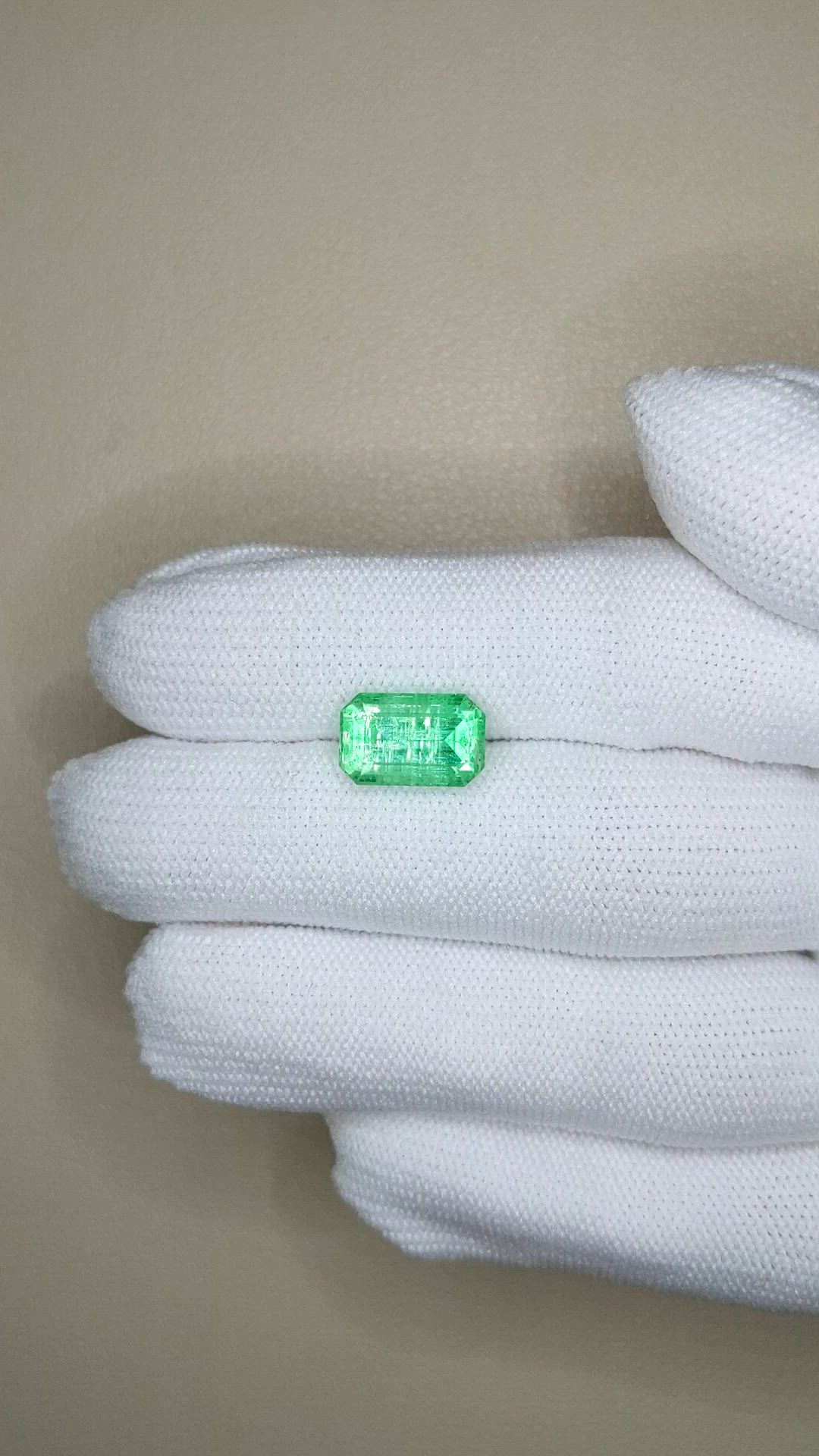 3.49 Ct. Emerald from Russia Size Video