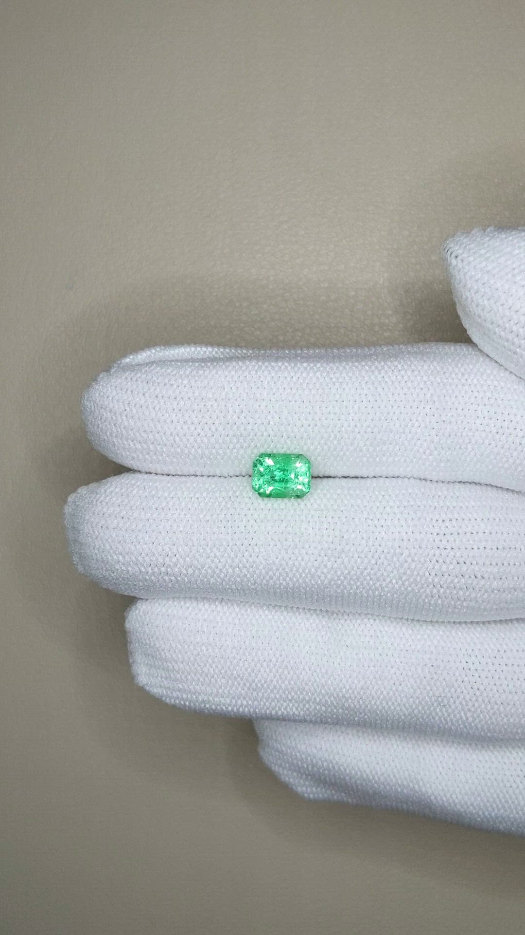 1.01 Ct. Emerald from Russia Size Video