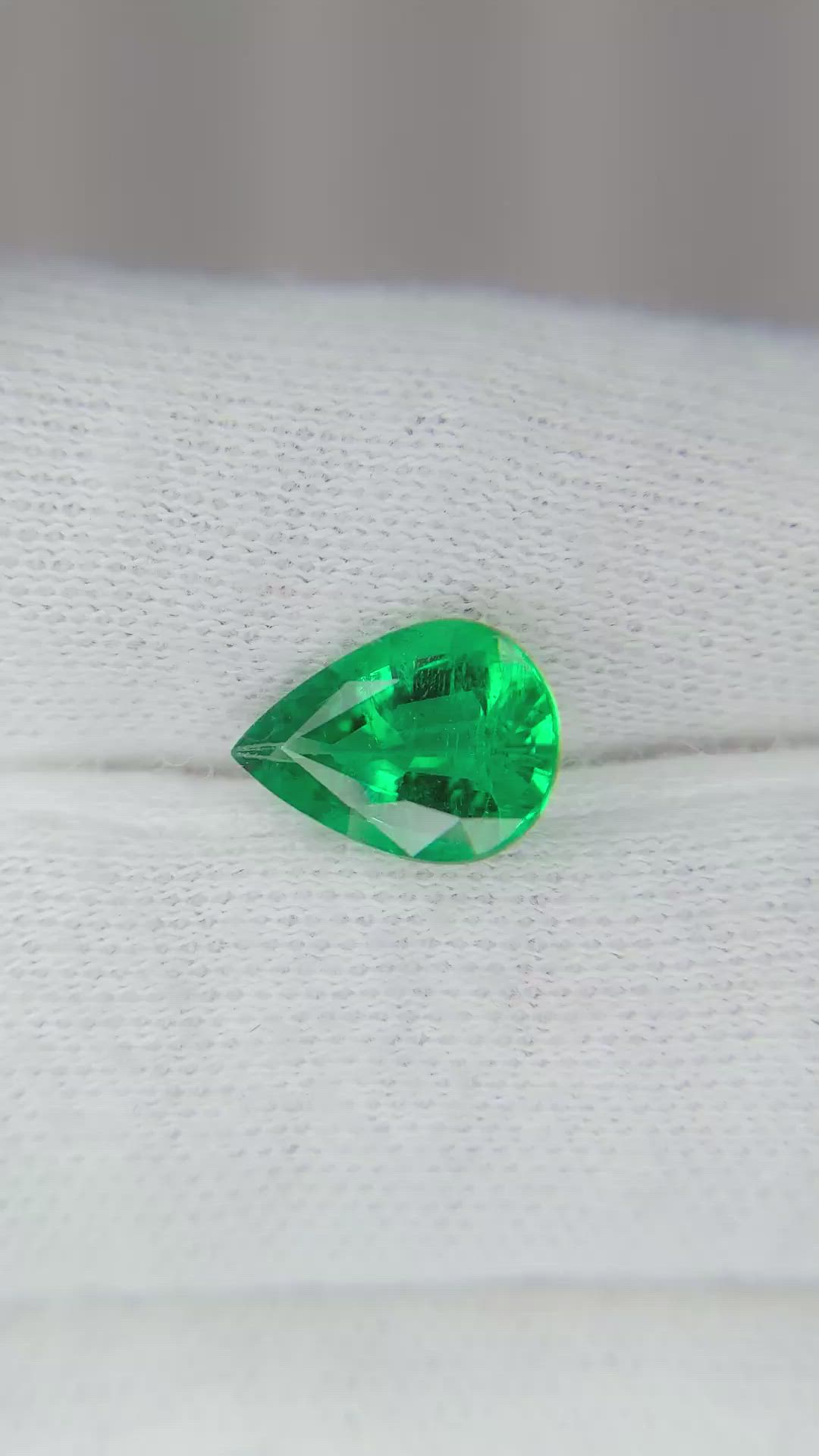 2.21 Ct. Emerald from Zambia Size Video