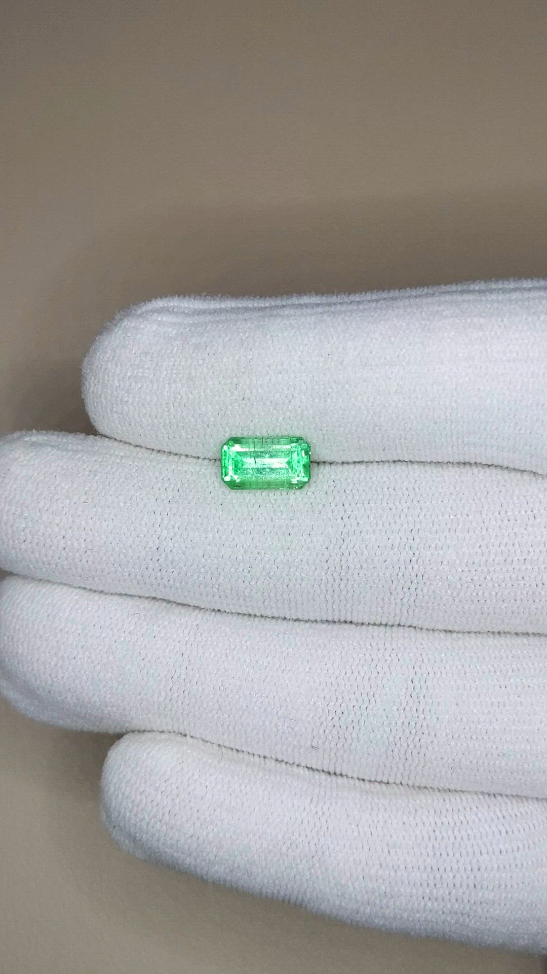 1.62 Ct. Emerald from Russia Size Video